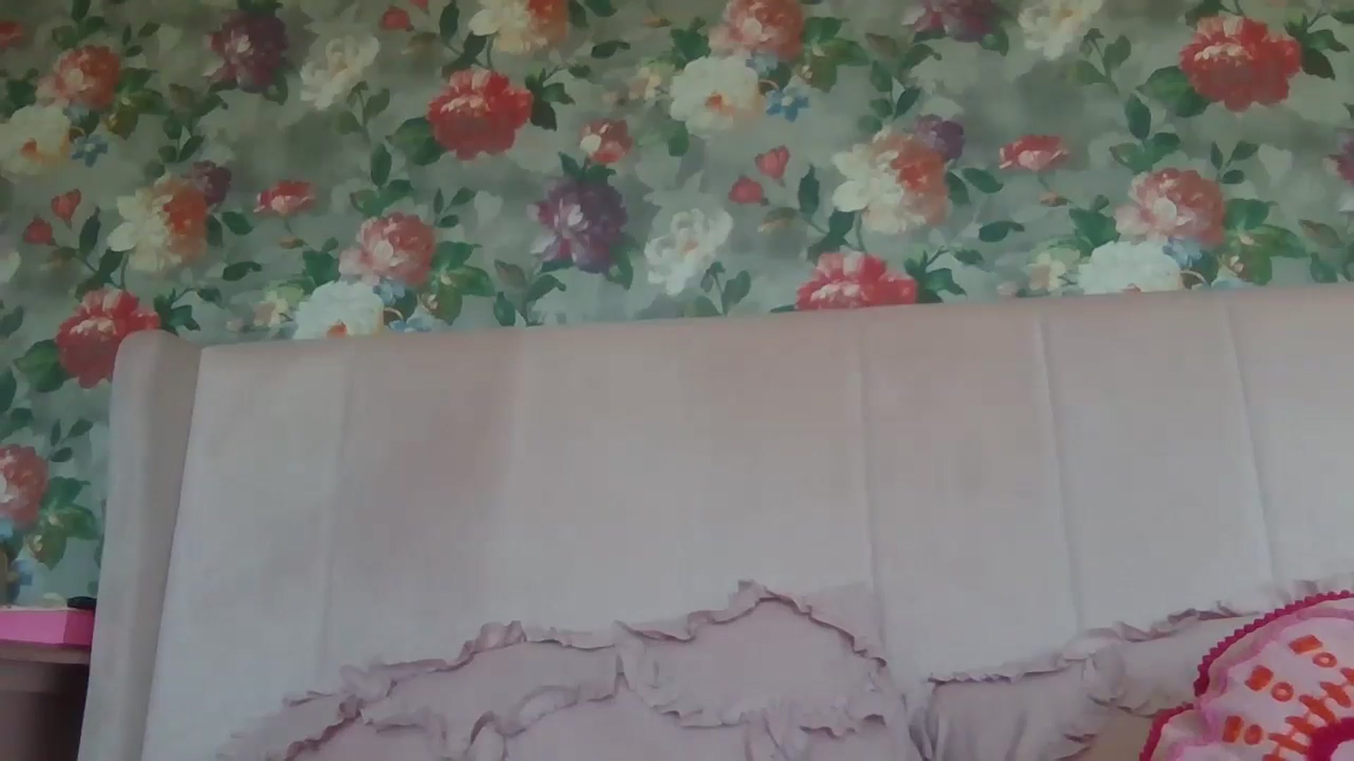 Gallery image thumbnail from LucieLowe's myfreecams stream on, 07/11/2025, 13:03 image 4 of 20
