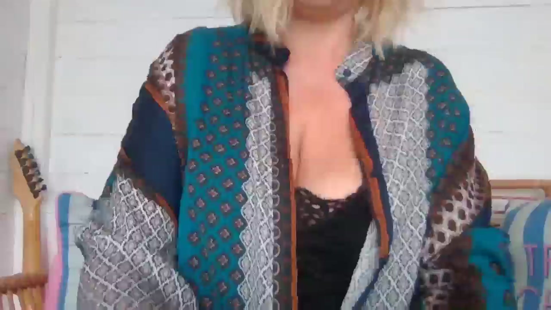 Gallery image thumbnail from LucieLowe's myfreecams stream on, 08/14/2025, 09:06 image 10 of 20