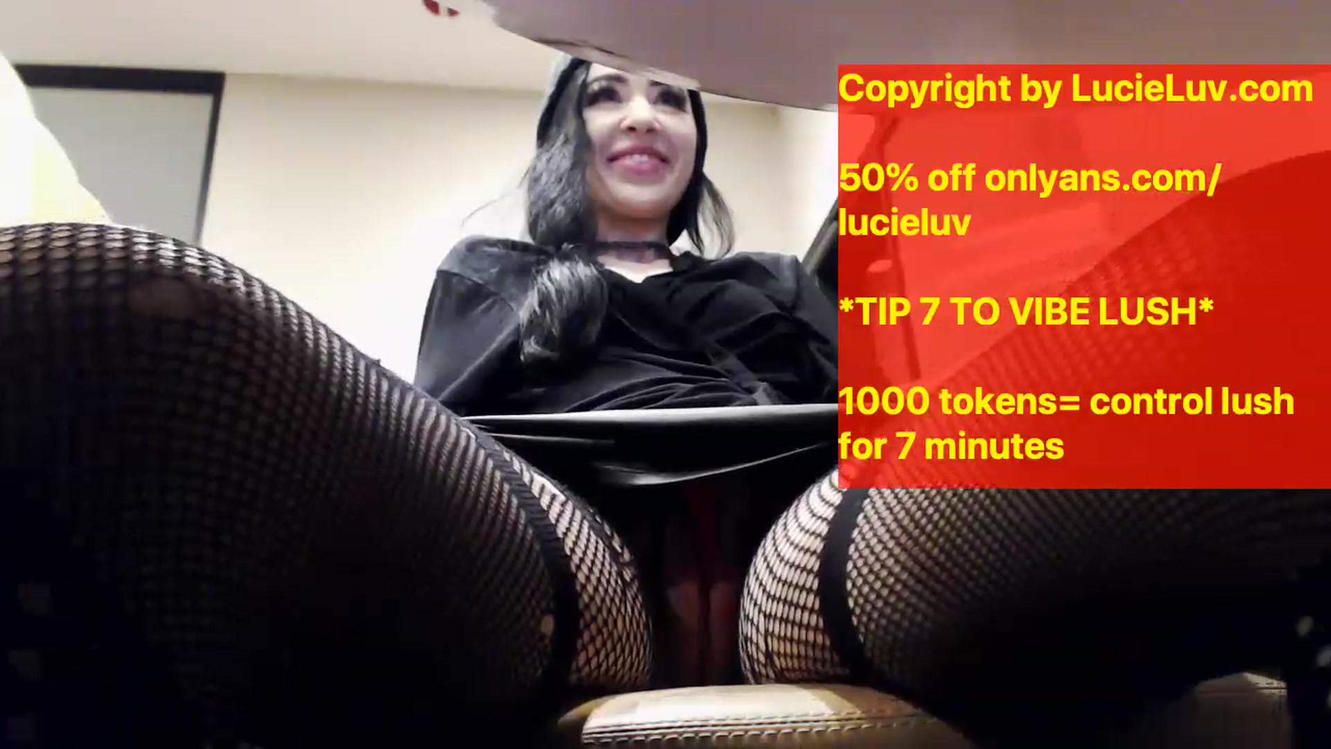 Gallery image thumbnail from LucieLuvit's myfreecams stream on, 12/06/2022, 02:02 image 10 of 20