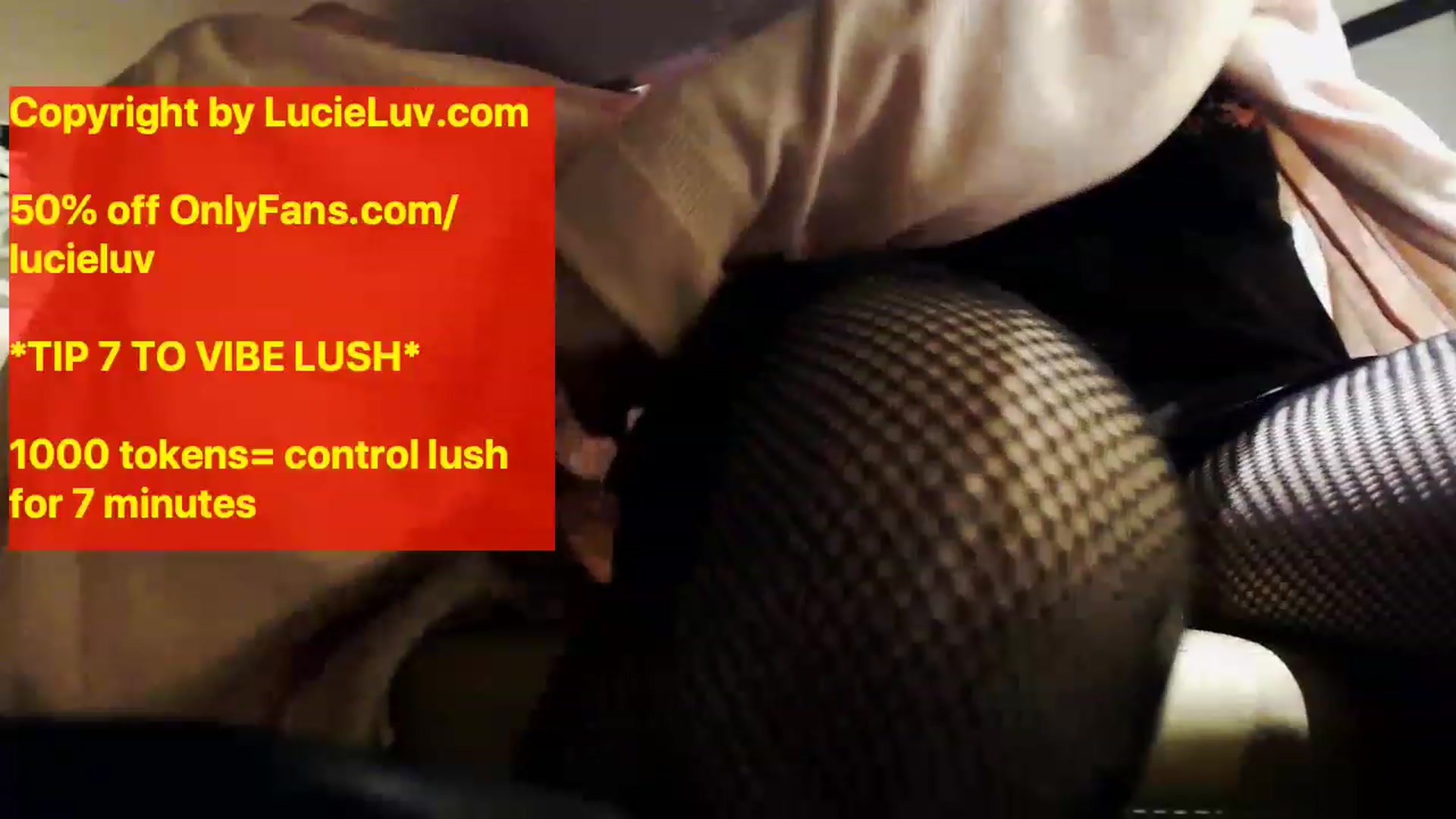 Gallery image thumbnail from LucieLuvit's myfreecams stream on, 12/09/2022, 04:01 image 11 of 20