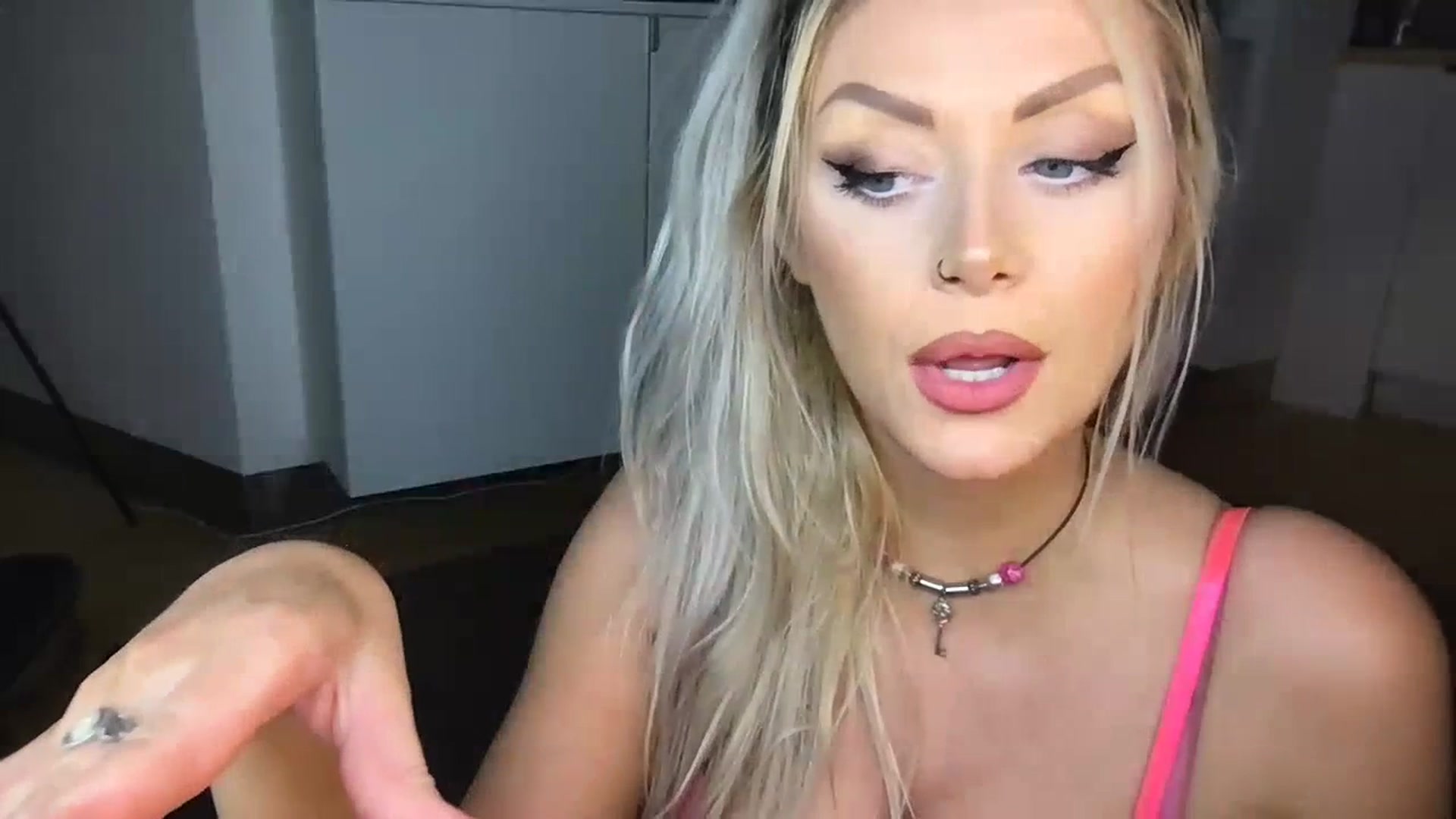 Gallery image thumbnail from LuciousLouise's myfreecams stream on, 07/13/2023, 02:30 image 5 of 20