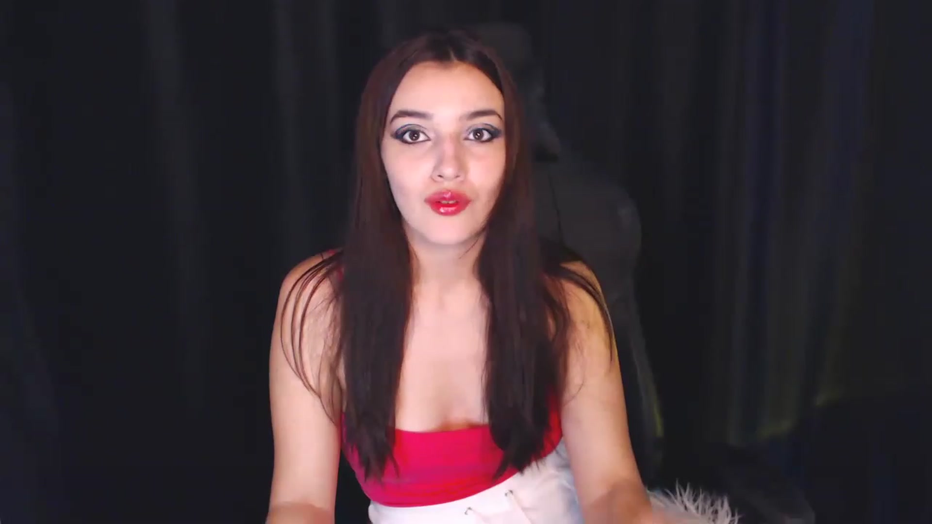 Gallery image thumbnail from LuckFairy's myfreecams stream on, 12/23/2022, 21:28 image 1 of 20