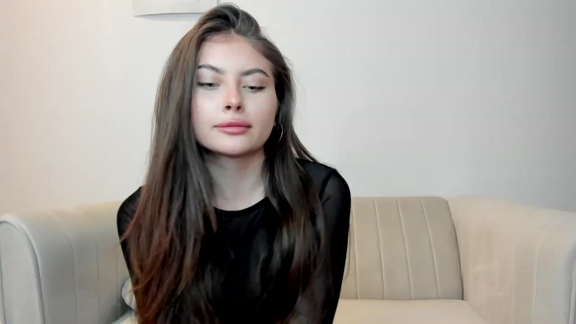 Gallery image thumbnail from LuckyCharm0's myfreecams stream on, 12/19/2022, 01:19 image 8 of 20