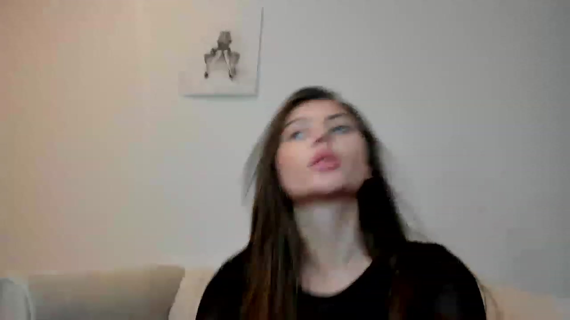 Gallery image thumbnail from LuckyCharm0's myfreecams stream on, 12/19/2022, 06:37 image 20 of 20