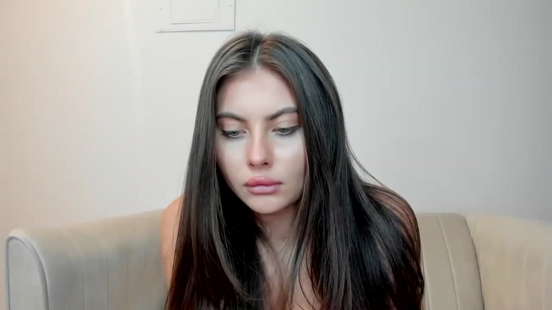 Gallery image thumbnail from LuckyCharm0's myfreecams stream on, 12/22/2022, 08:02 image 13 of 20