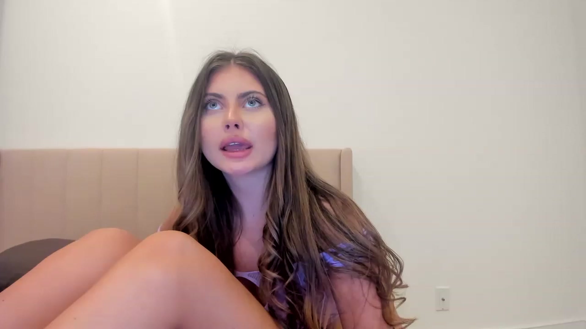 Gallery image thumbnail from LuckyCharm0's myfreecams stream on, 05/11/2023, 02:42 image 7 of 20