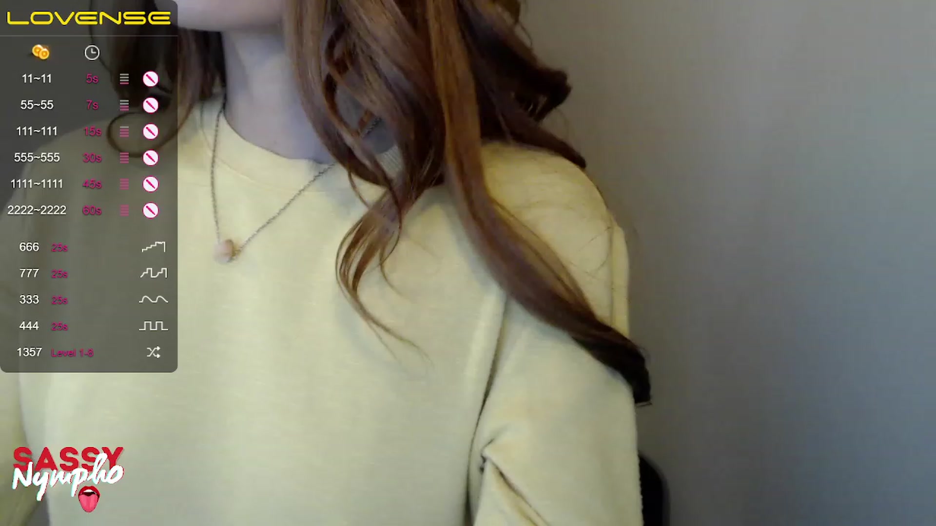Gallery image thumbnail from LuckyClit's myfreecams stream on, 11/19/2022, 18:11 image 15 of 20