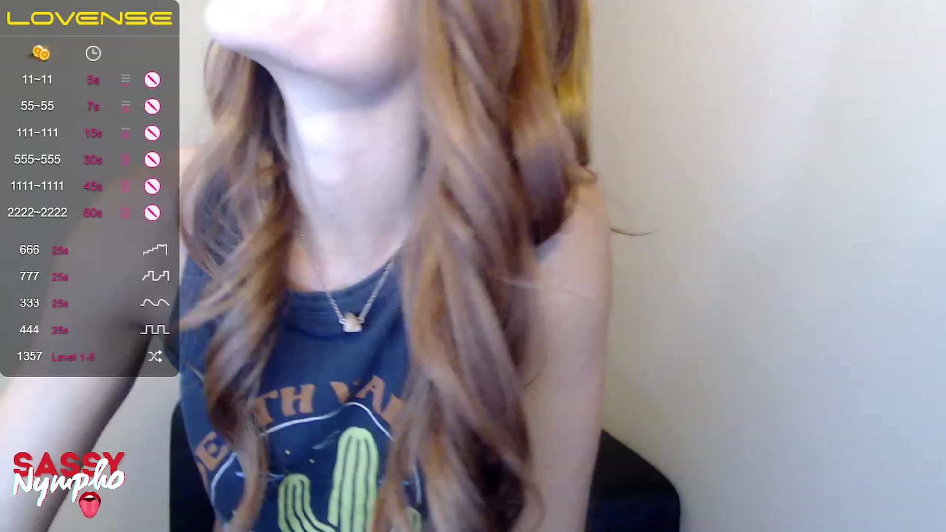 Gallery image thumbnail from LuckyClit's myfreecams stream on, 11/19/2022, 16:55 image 4 of 20