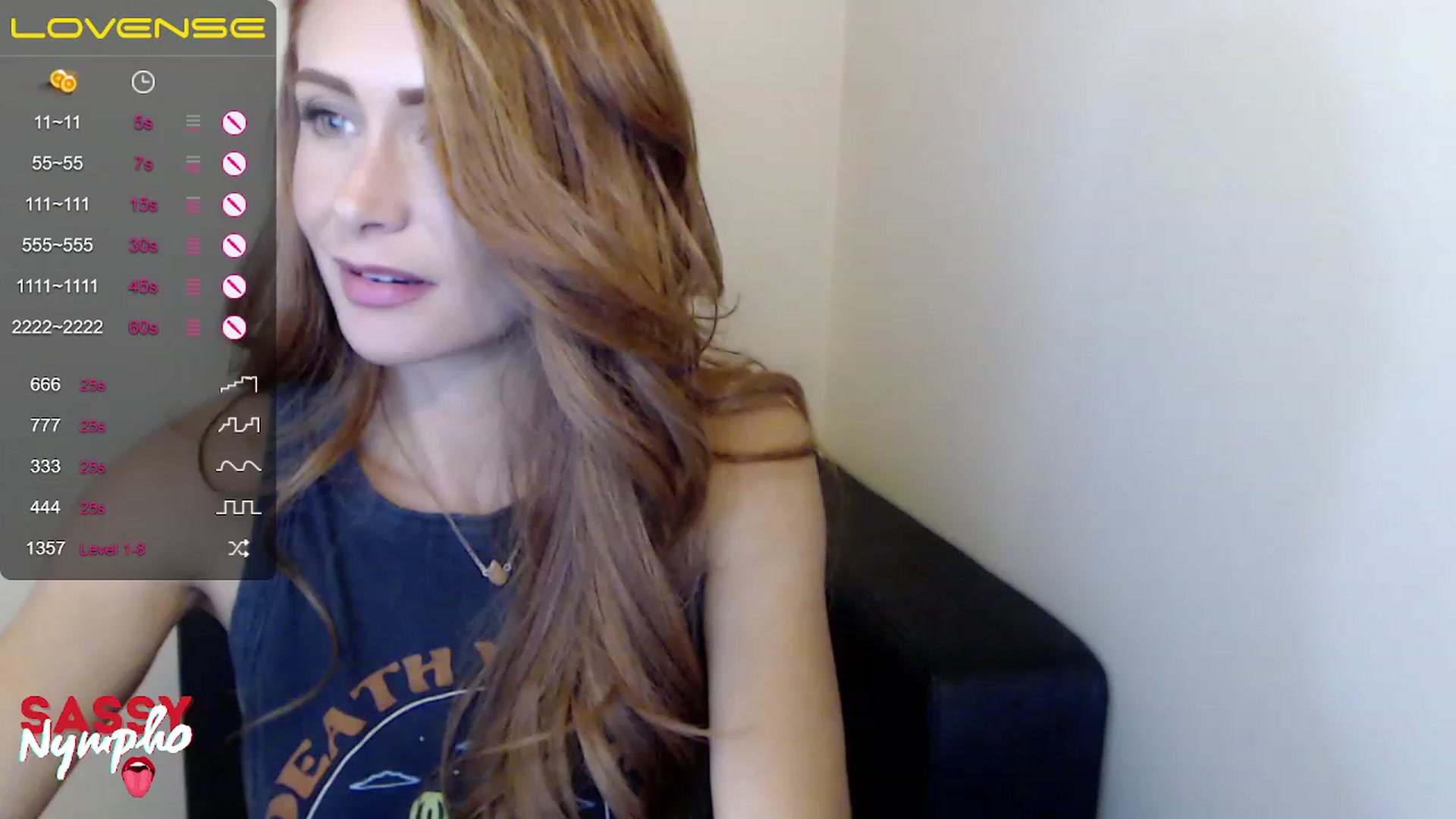 Gallery image thumbnail from LuckyClit's myfreecams stream on, 11/19/2022, 16:55 image 17 of 20