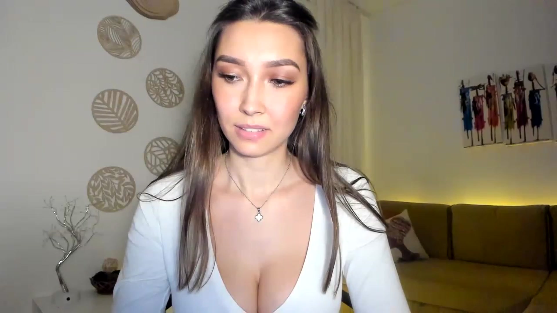 Gallery image thumbnail from LuckyHoneyyy's myfreecams stream on, 02/11/2023, 01:19 image 9 of 20