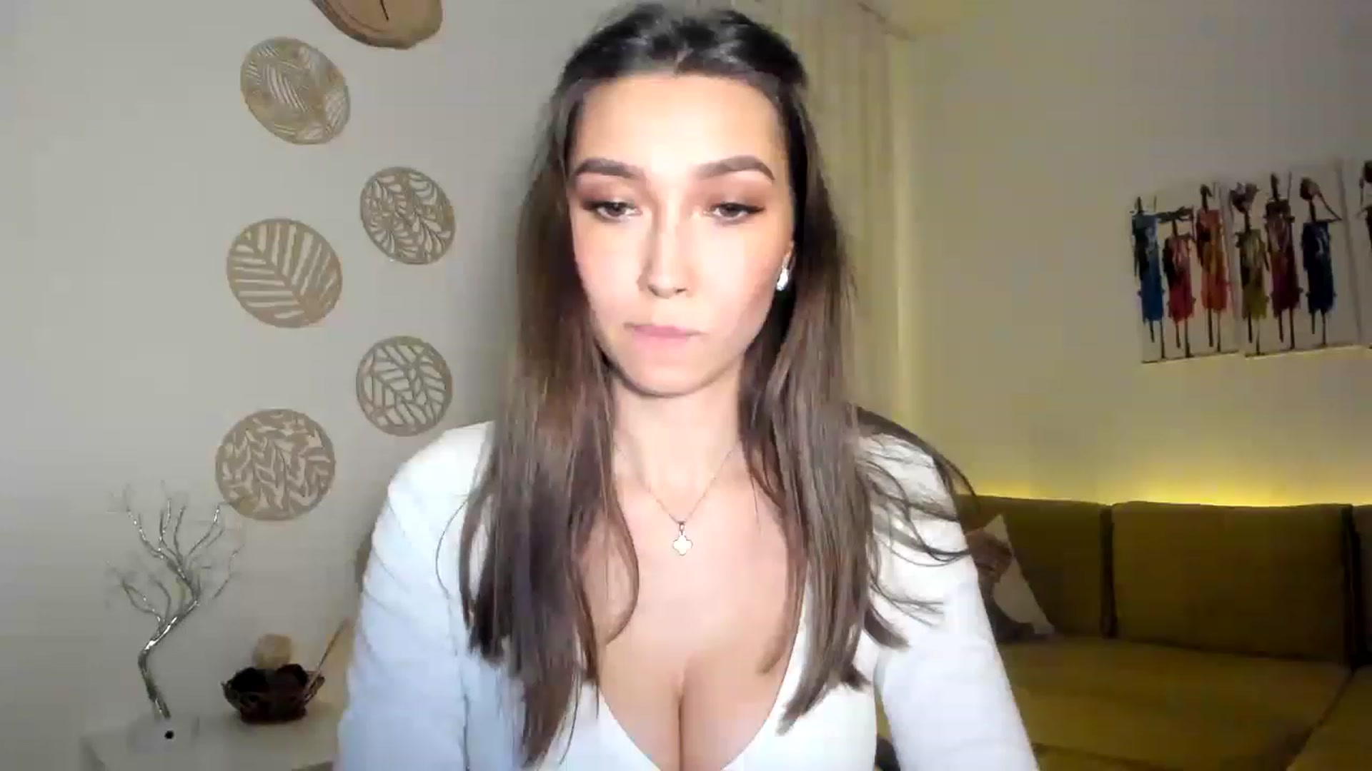 Gallery image thumbnail from LuckyHoneyyy's myfreecams stream on, 02/11/2023, 01:19 image 19 of 20