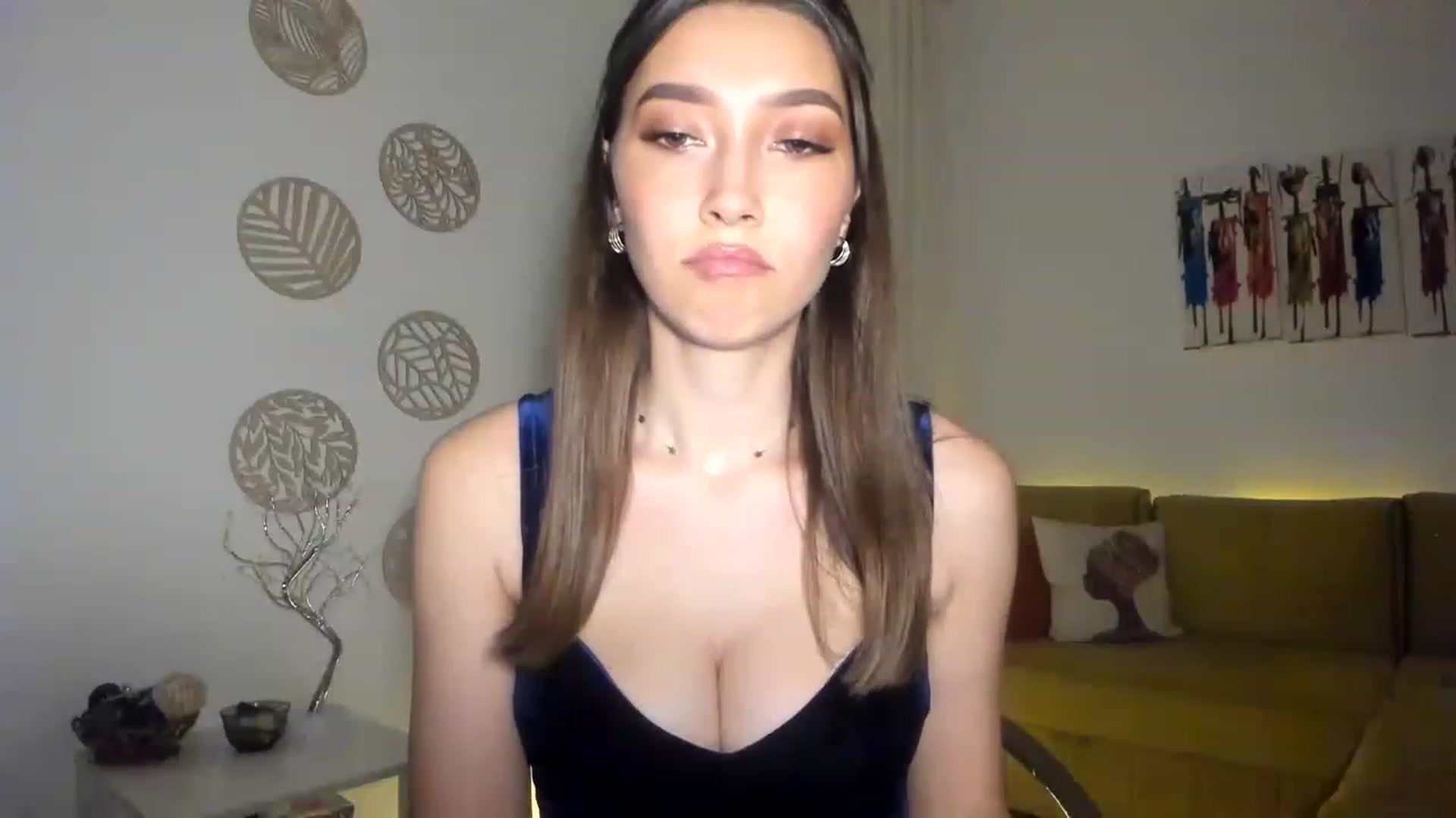 Gallery image thumbnail from LuckyHoneyyy's myfreecams stream on, 02/23/2023, 22:43 image 12 of 20