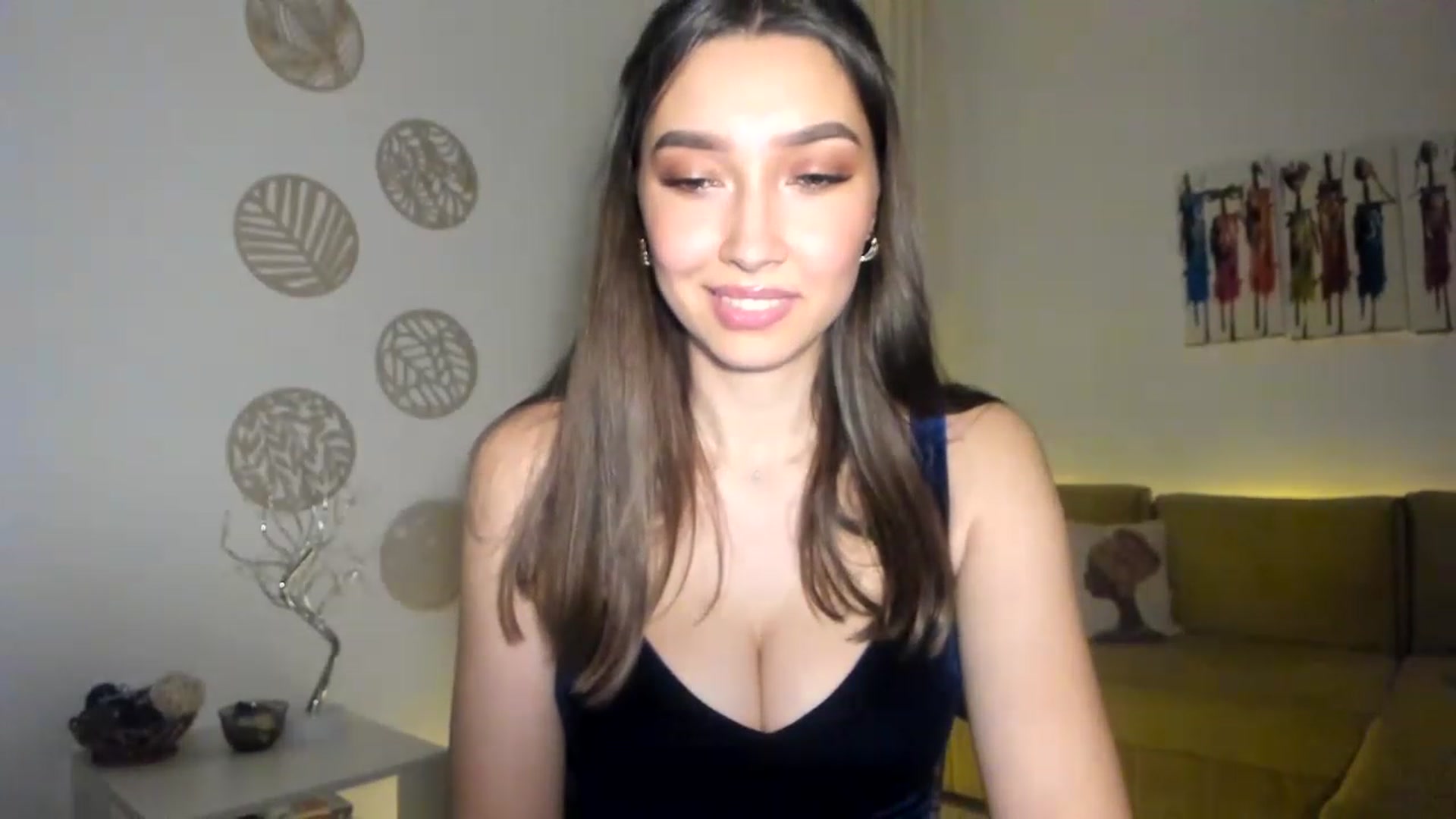 Gallery image thumbnail from LuckyHoneyyy's myfreecams stream on, 02/23/2023, 22:43 image 20 of 20