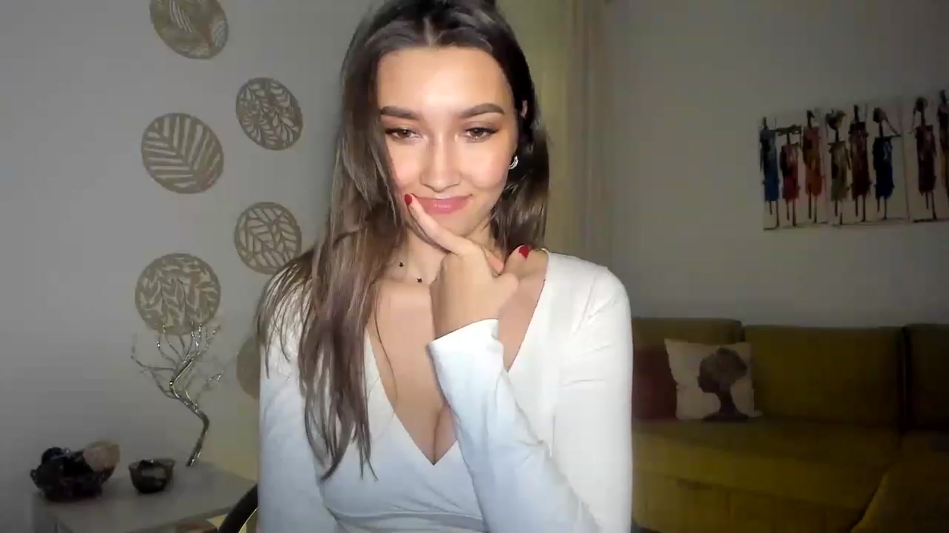 Gallery image thumbnail from LuckyHoneyyy's myfreecams stream on, 02/24/2023, 01:51 image 3 of 20