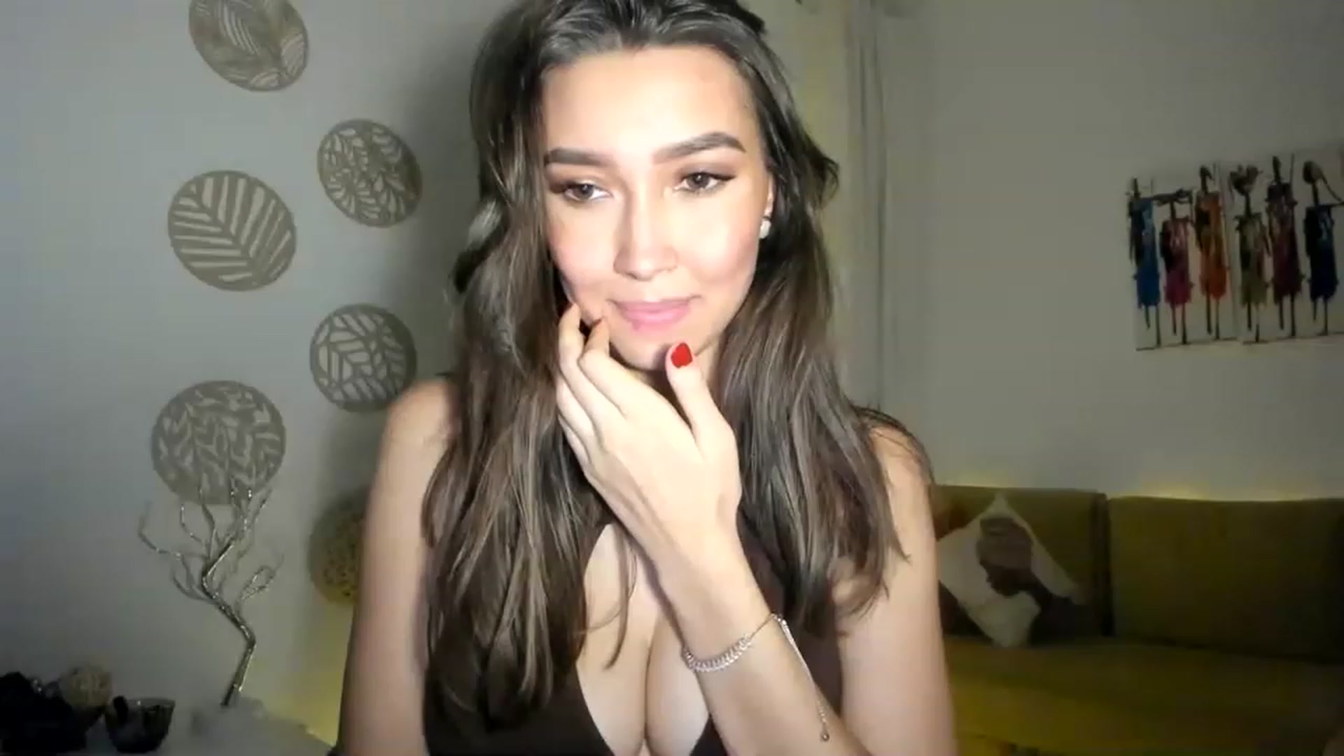 Gallery image thumbnail from LuckyHoneyyy's myfreecams stream on, 02/25/2023, 24:55 image 4 of 20