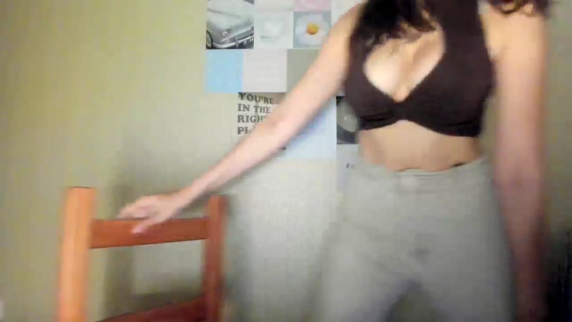 Gallery image thumbnail from LuckyHoneyyy's myfreecams stream on, 07/25/2024, 23:20 image 13 of 20