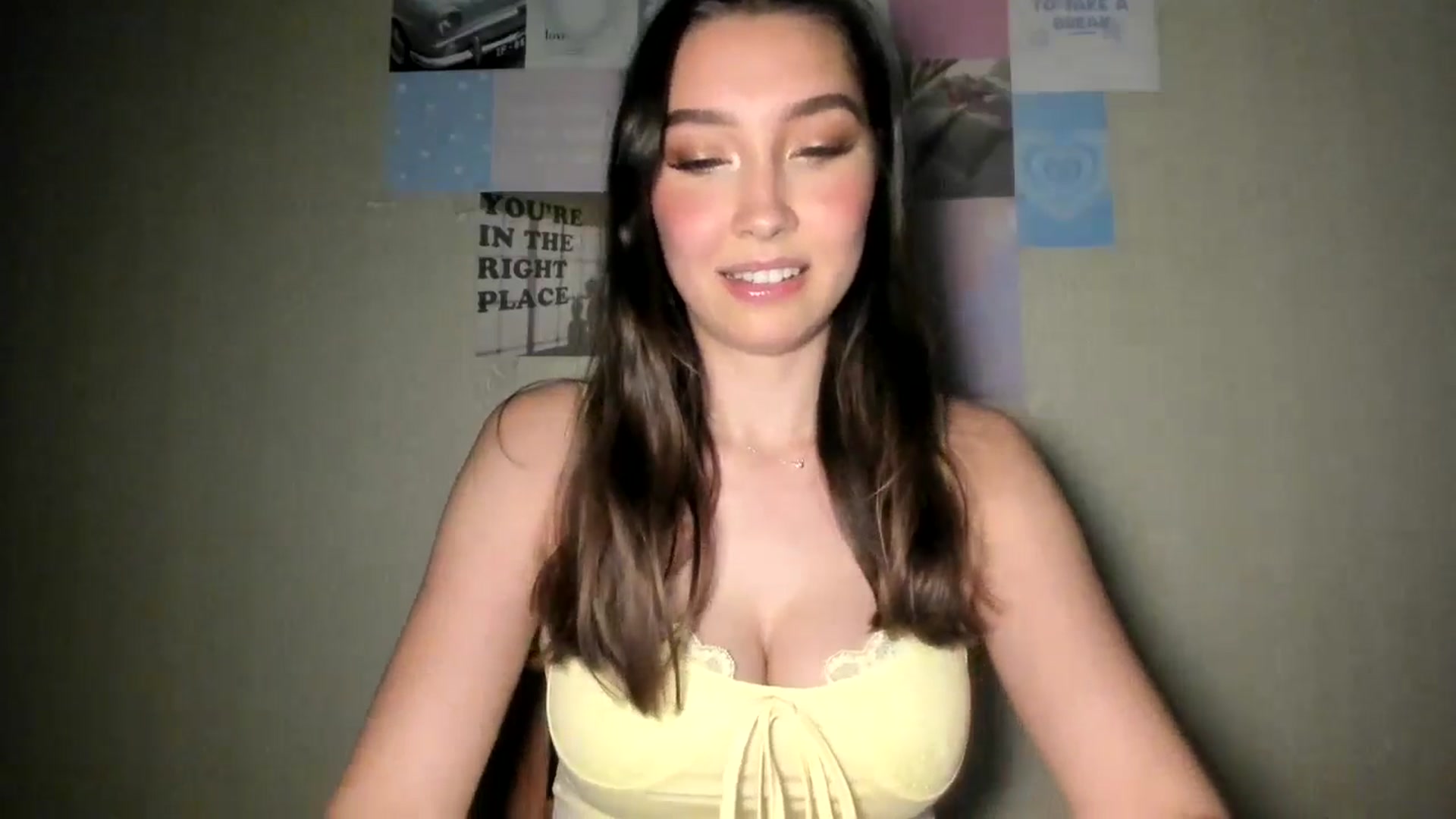 Gallery image thumbnail from LuckyHoneyyy's myfreecams stream on, 08/22/2024, 01:39 image 10 of 20