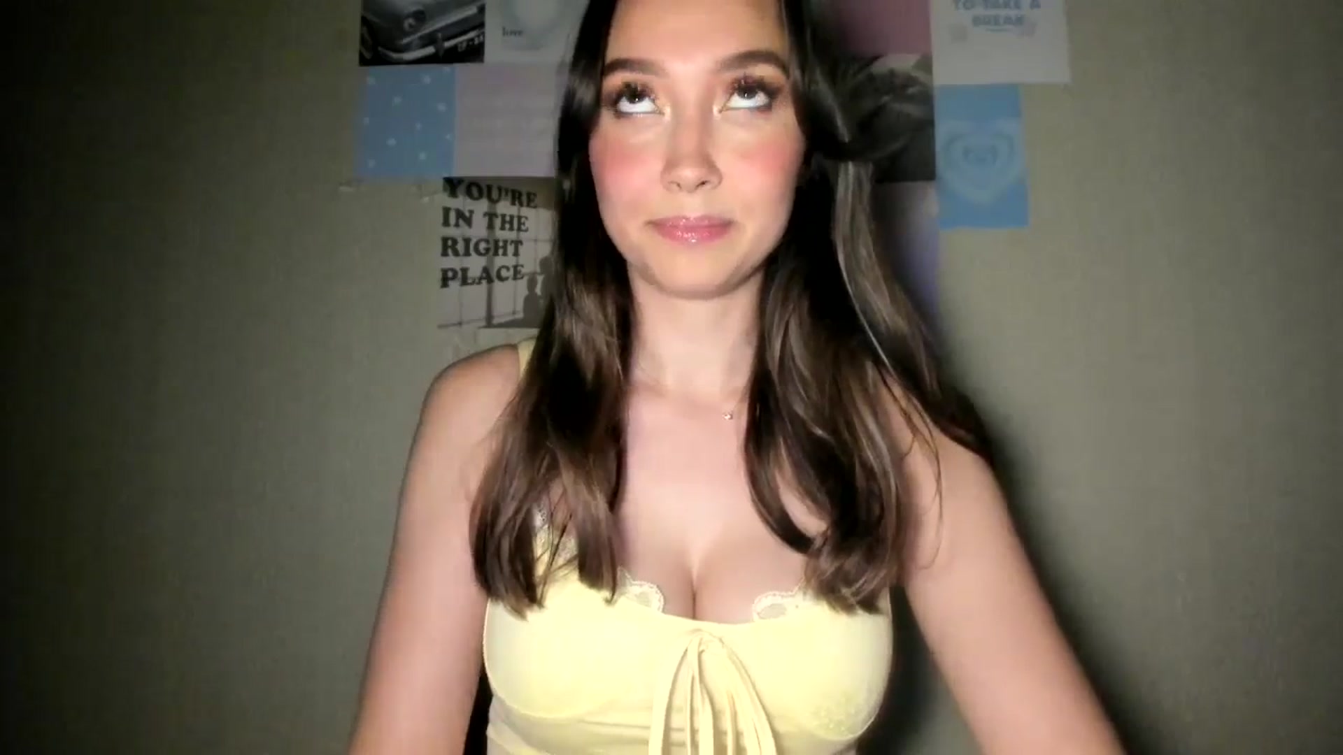 Gallery image thumbnail from LuckyHoneyyy's myfreecams stream on, 08/22/2024, 01:39 image 9 of 20