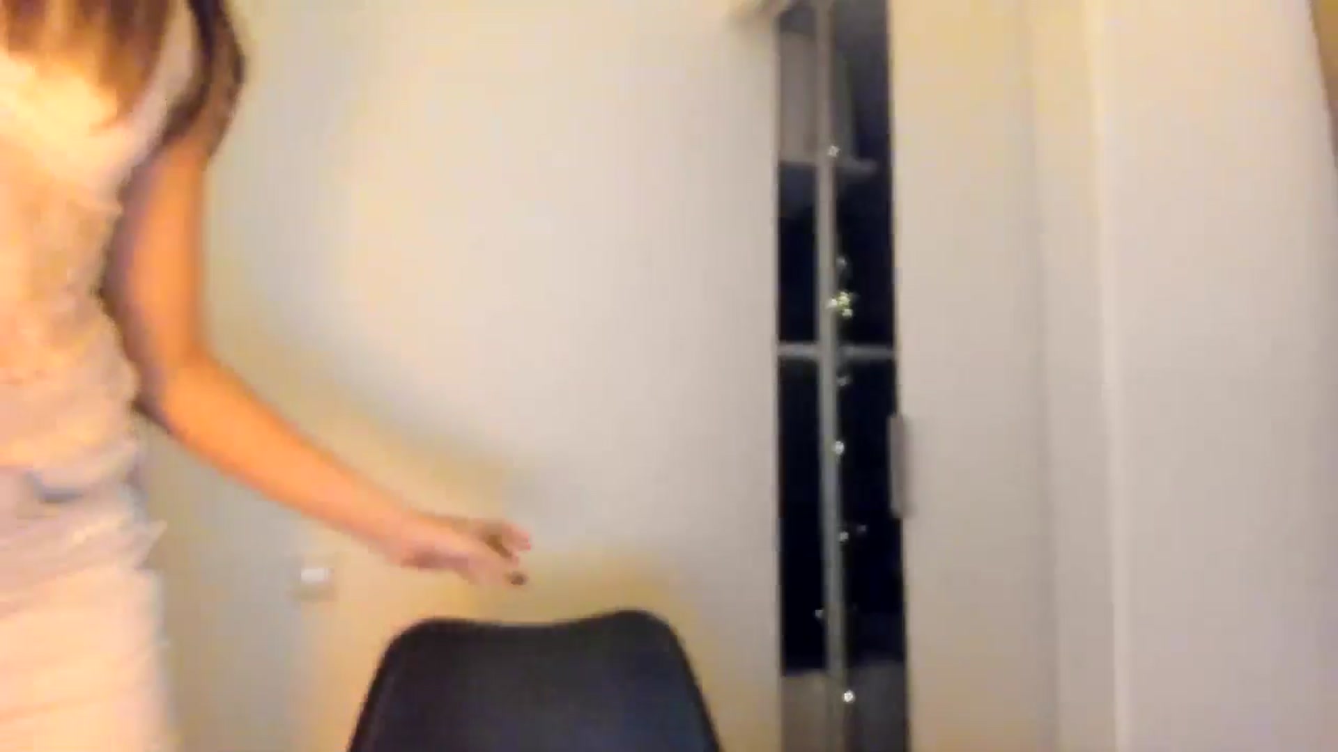 Gallery image thumbnail from LuckyHoneyyy's myfreecams stream on, 09/23/2025, 24:00 image 17 of 20