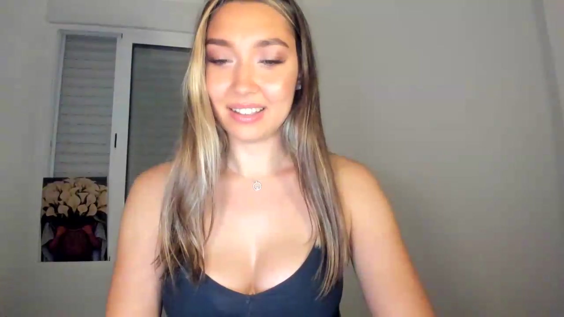 Gallery image thumbnail from LuckyHoneyyy's myfreecams stream on, 06/16/2026, 02:32 image 20 of 20