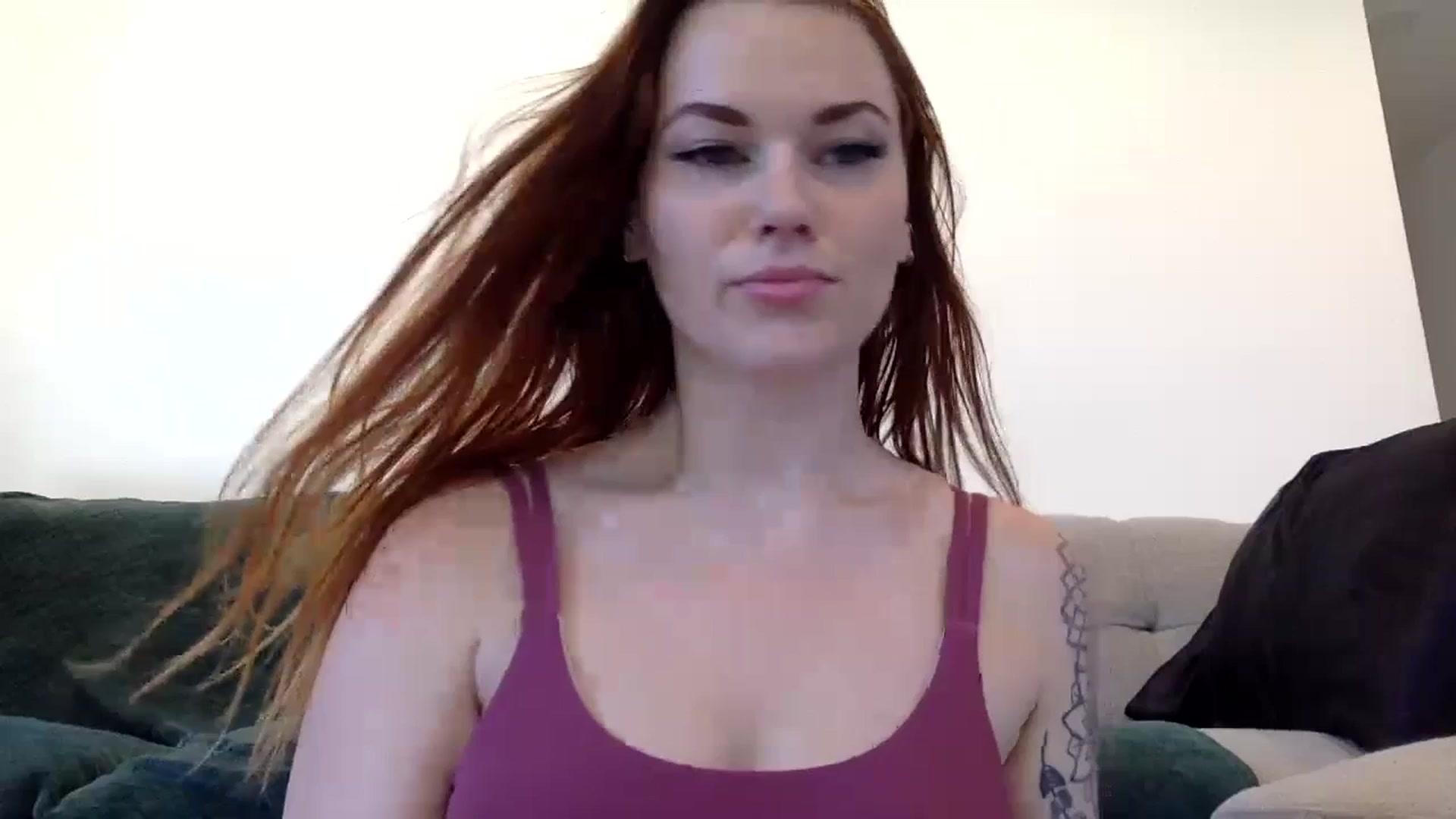Gallery image thumbnail from LuckyLennox's myfreecams stream on, 07/10/2023, 24:09 image 16 of 20
