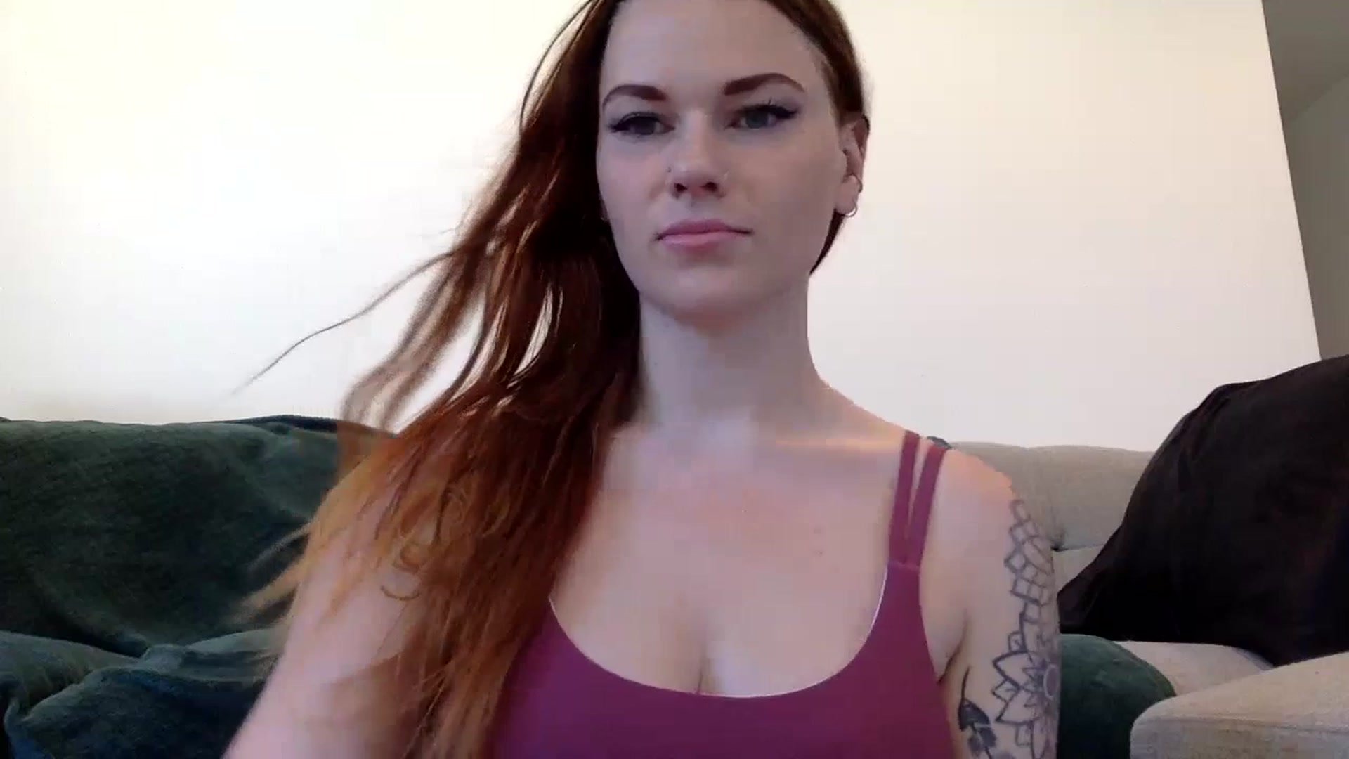 Gallery image thumbnail from LuckyLennox's myfreecams stream on, 07/10/2023, 24:09 image 8 of 20
