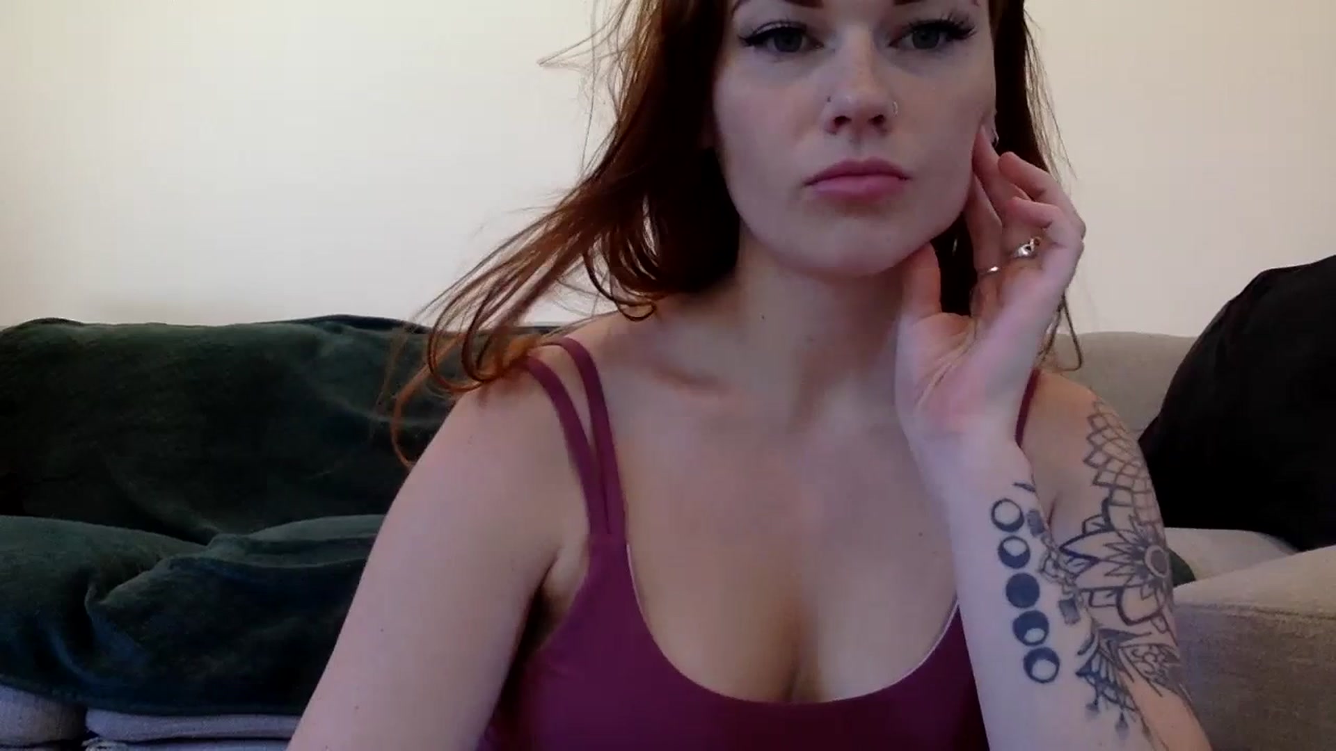 Gallery image thumbnail from LuckyLennox's myfreecams stream on, 07/10/2023, 24:49 image 2 of 20