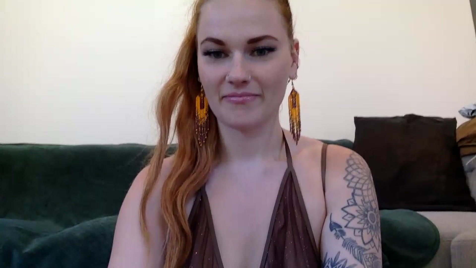 Gallery image thumbnail from LuckyLennox's myfreecams stream on, 07/12/2023, 01:06 image 10 of 20