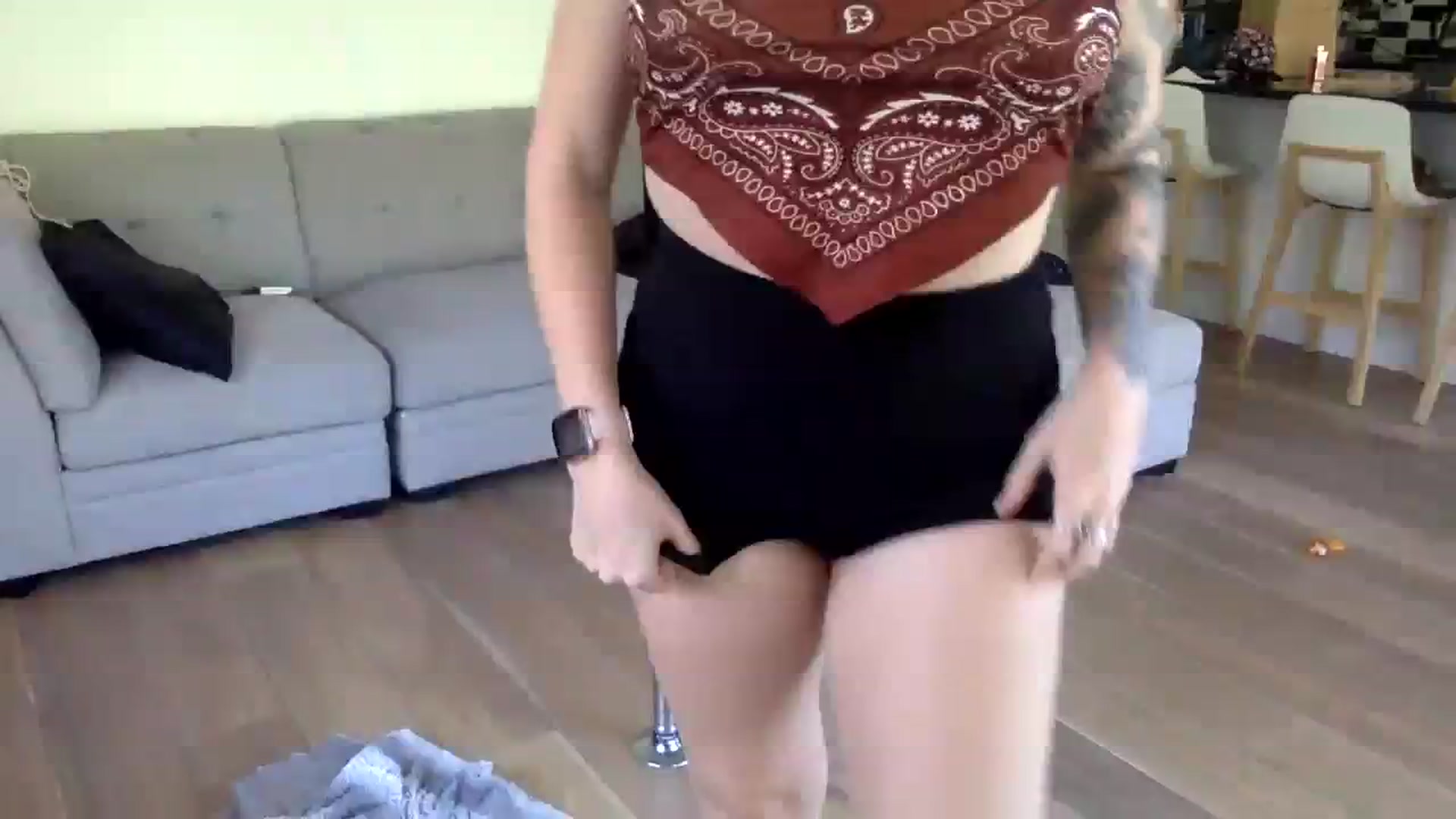 Gallery image thumbnail from LuckyLennox's myfreecams stream on, 08/14/2023, 20:01 image 13 of 20