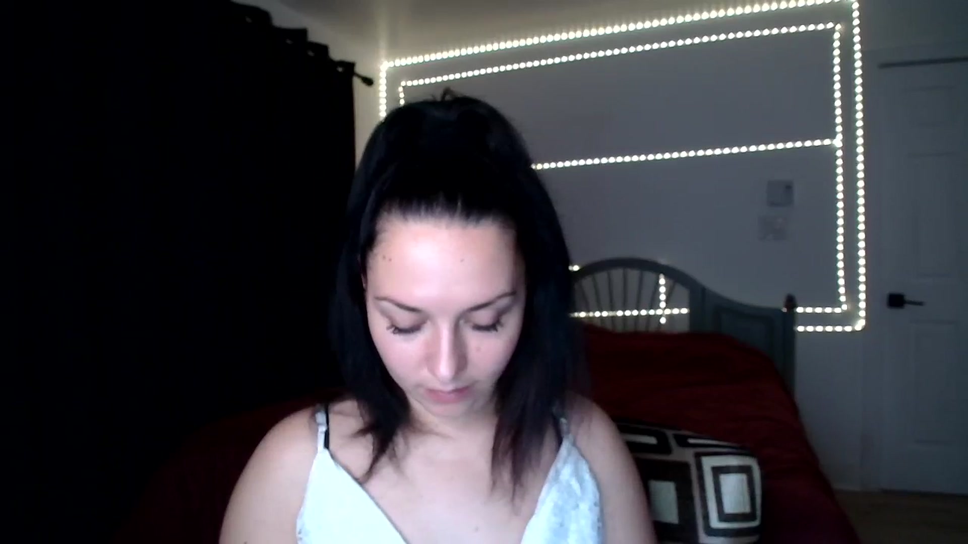 Gallery image thumbnail from LuckyLucky's myfreecams stream on, 12/25/2023, 11:51 image 16 of 20