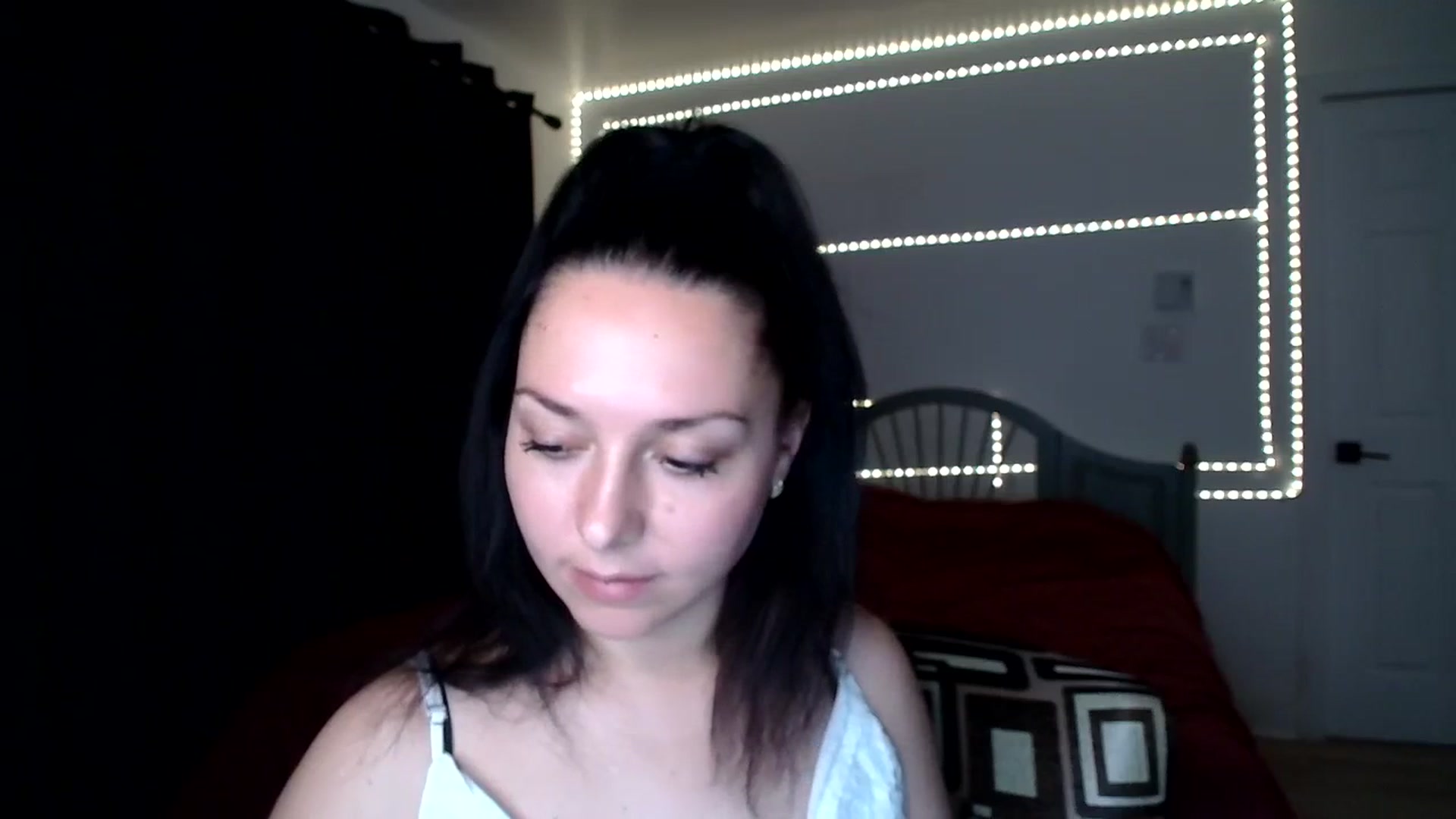 Gallery image thumbnail from LuckyLucky's myfreecams stream on, 12/25/2023, 11:51 image 8 of 20