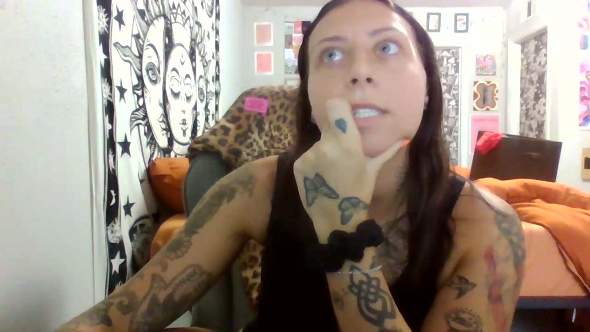 Gallery image thumbnail from LuckyLucy's myfreecams stream on, 05/31/2026, 18:07 image 16 of 20