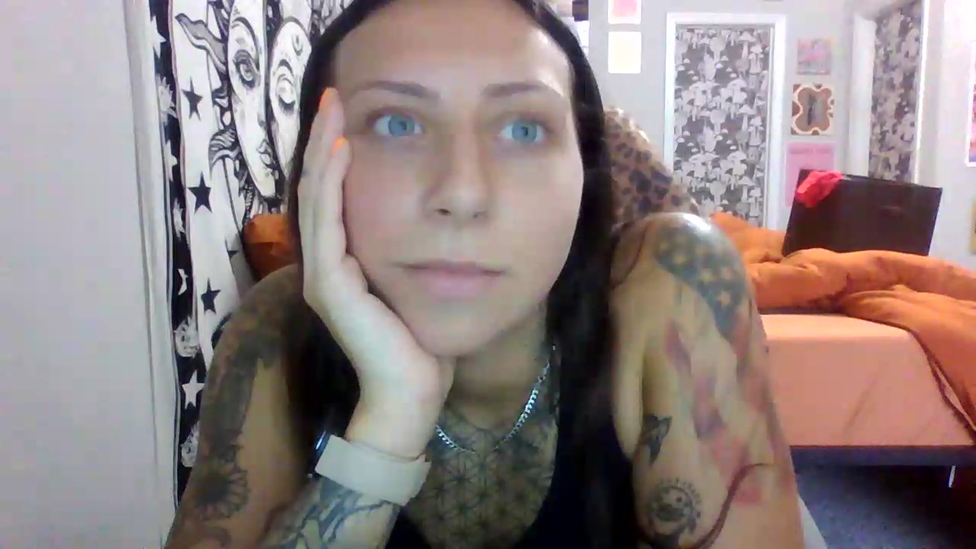 Gallery image thumbnail from LuckyLucy's myfreecams stream on, 05/31/2026, 18:07 image 4 of 20