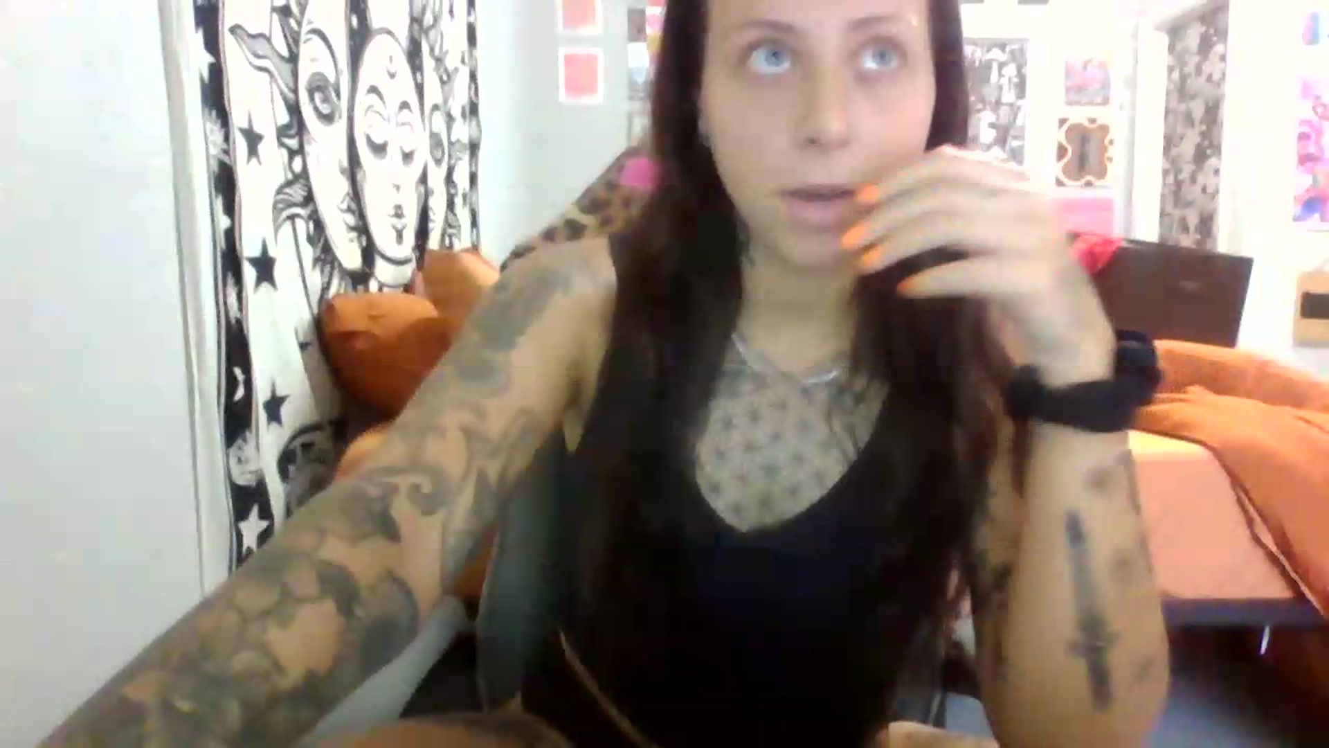 Gallery image thumbnail from LuckyLucy's myfreecams stream on, 05/31/2026, 18:07 image 6 of 20