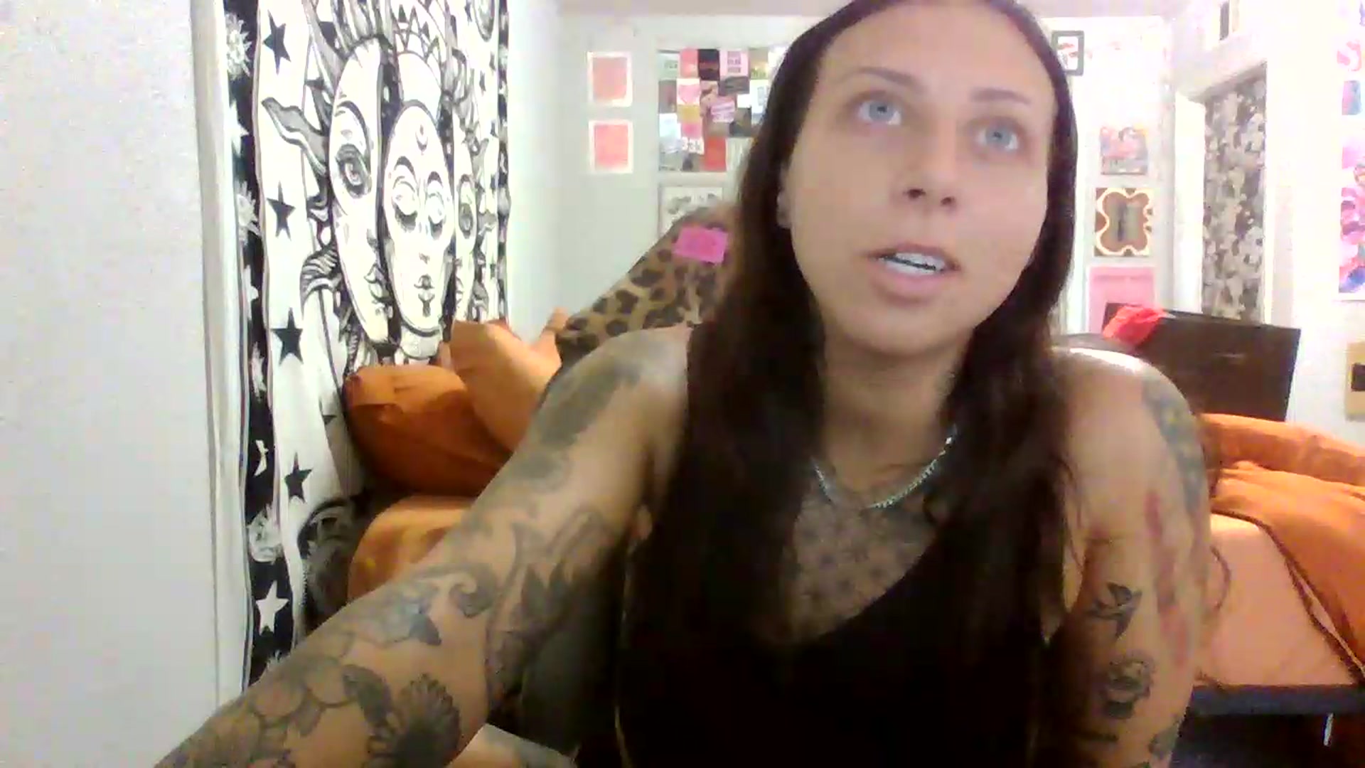 Gallery image thumbnail from LuckyLucy's myfreecams stream on, 05/31/2026, 18:07 image 14 of 20