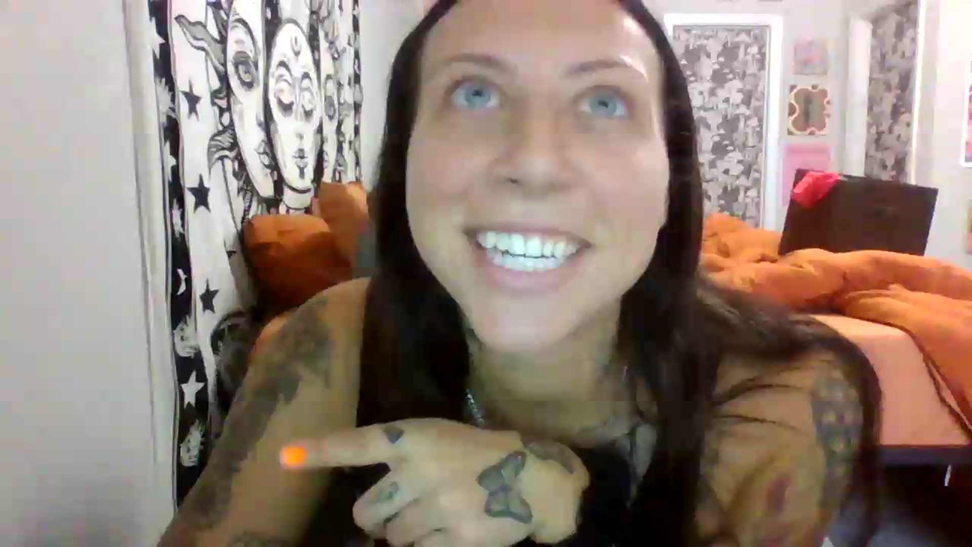 Gallery image thumbnail from LuckyLucy's myfreecams stream on, 05/31/2026, 18:07 image 5 of 20