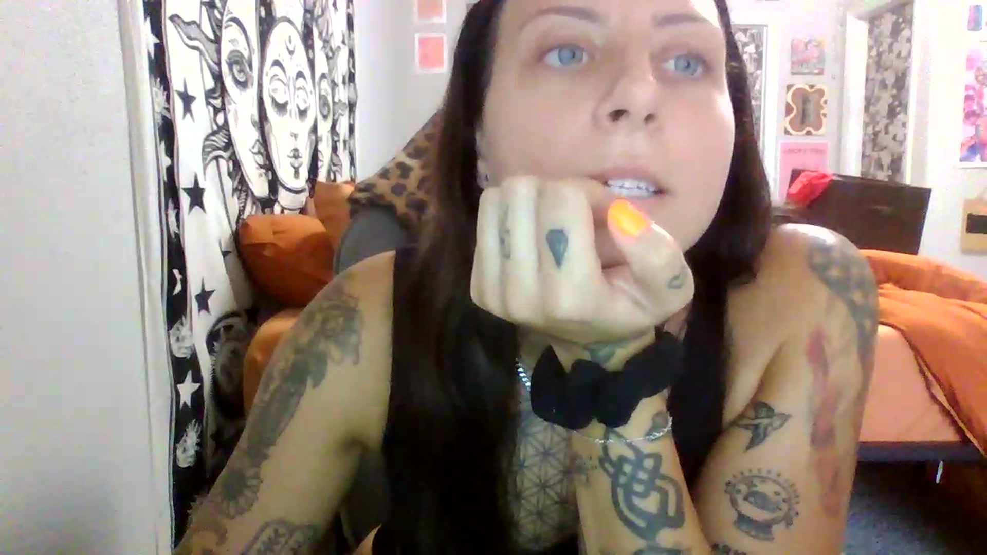 Gallery image thumbnail from LuckyLucy's myfreecams stream on, 05/31/2026, 18:07 image 9 of 20