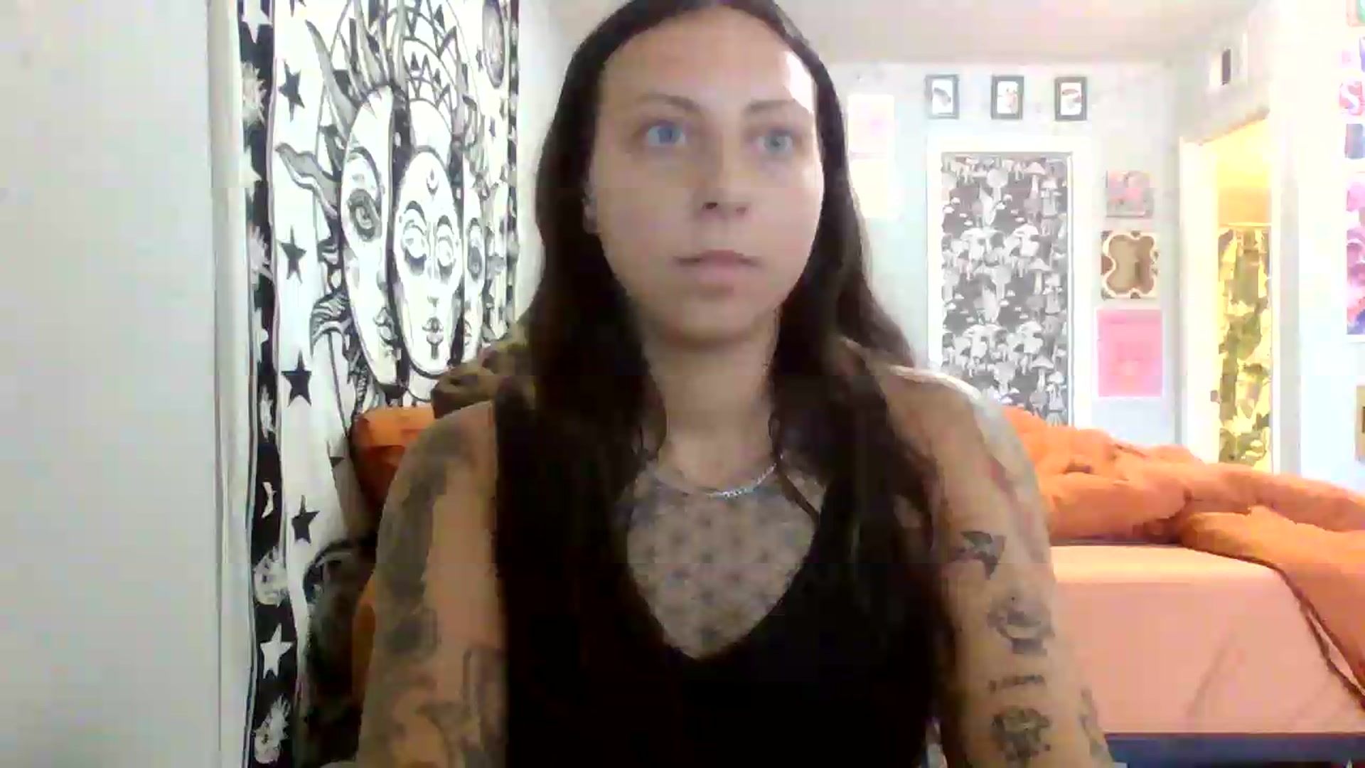 Gallery image thumbnail from LuckyLucy's myfreecams stream on, 05/31/2026, 19:57 image 1 of 20