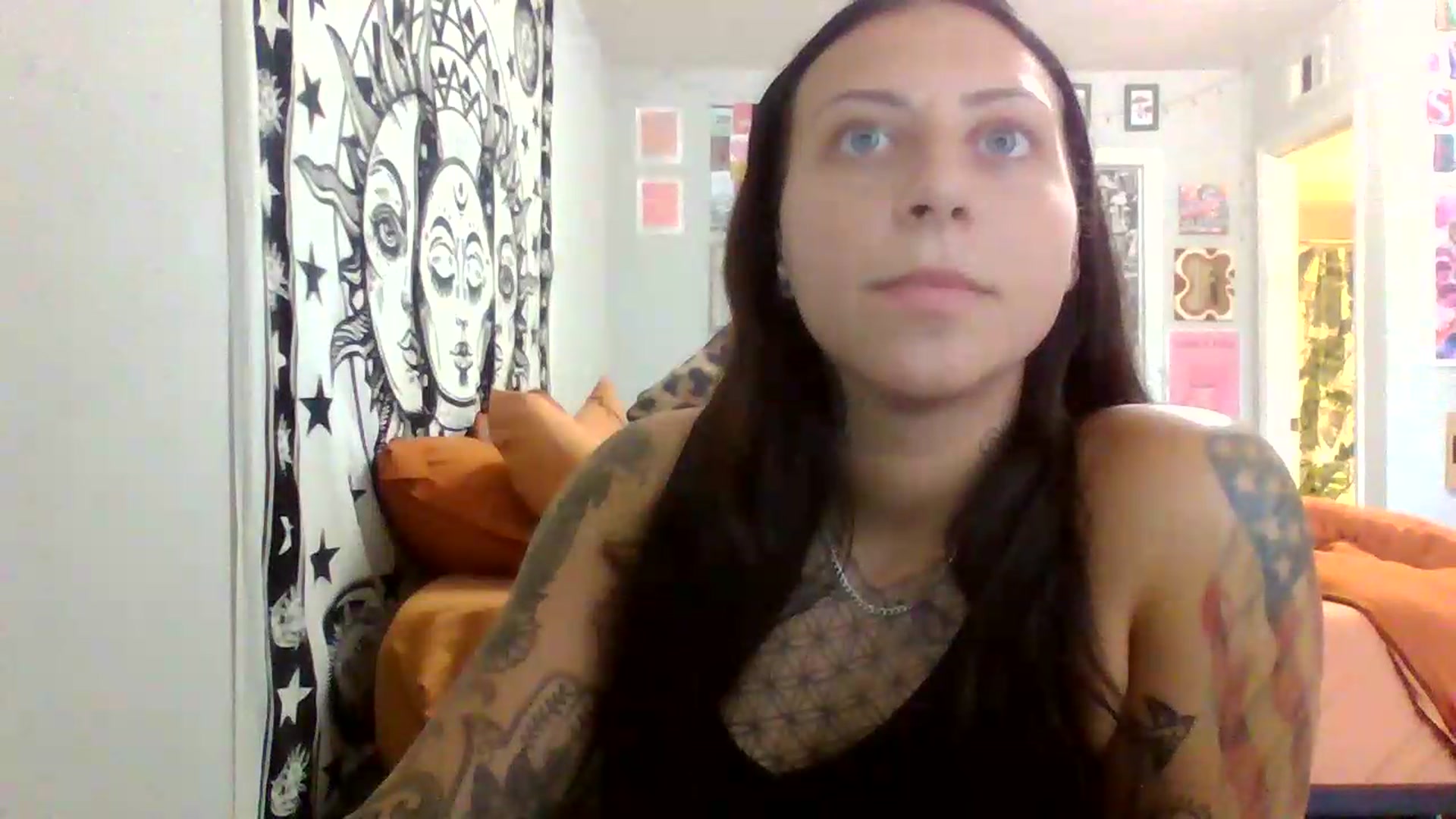 Gallery image thumbnail from LuckyLucy's myfreecams stream on, 05/31/2026, 19:57 image 5 of 20