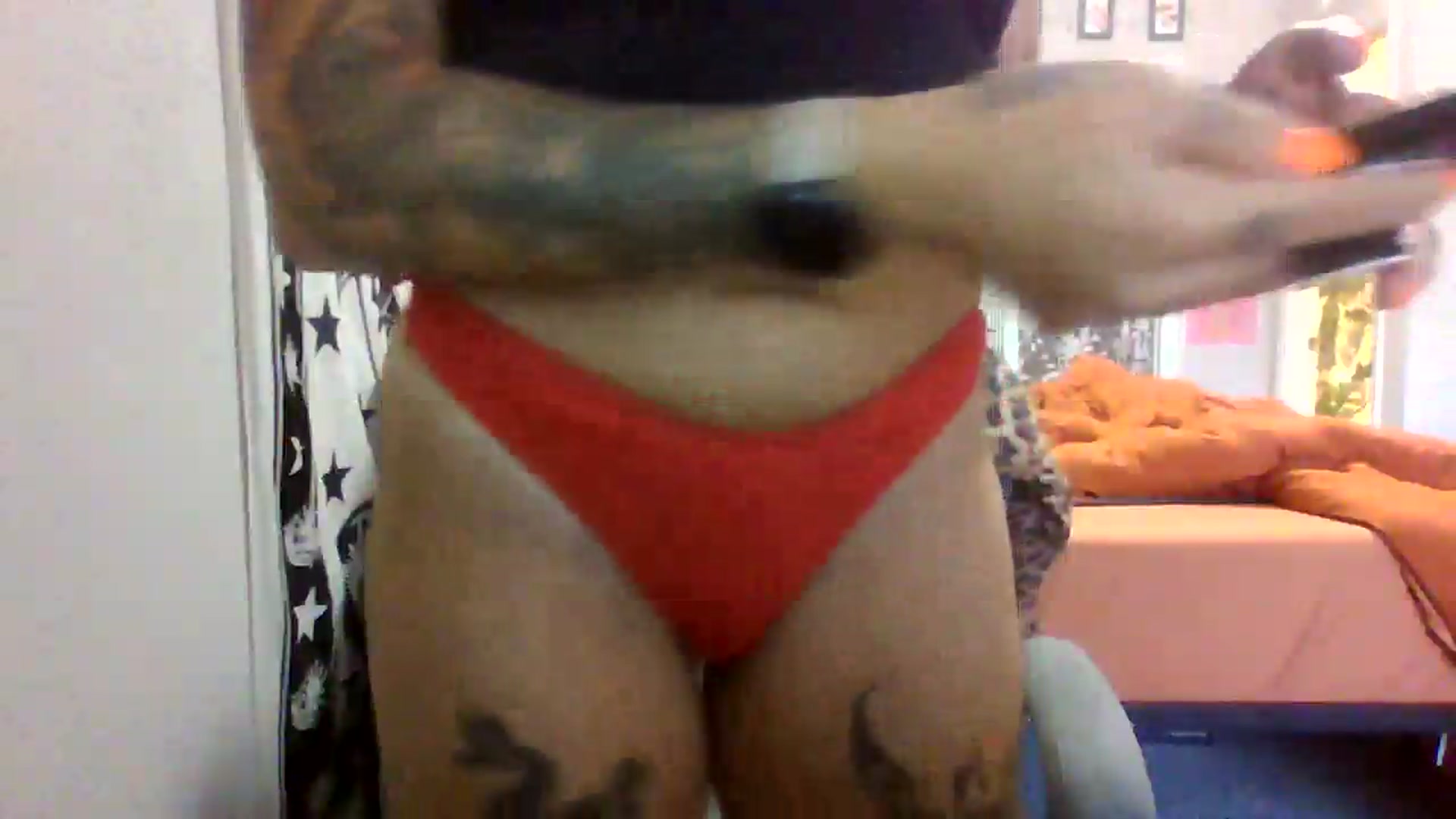 Gallery image thumbnail from LuckyLucy's myfreecams stream on, 05/31/2026, 20:23 image 11 of 20