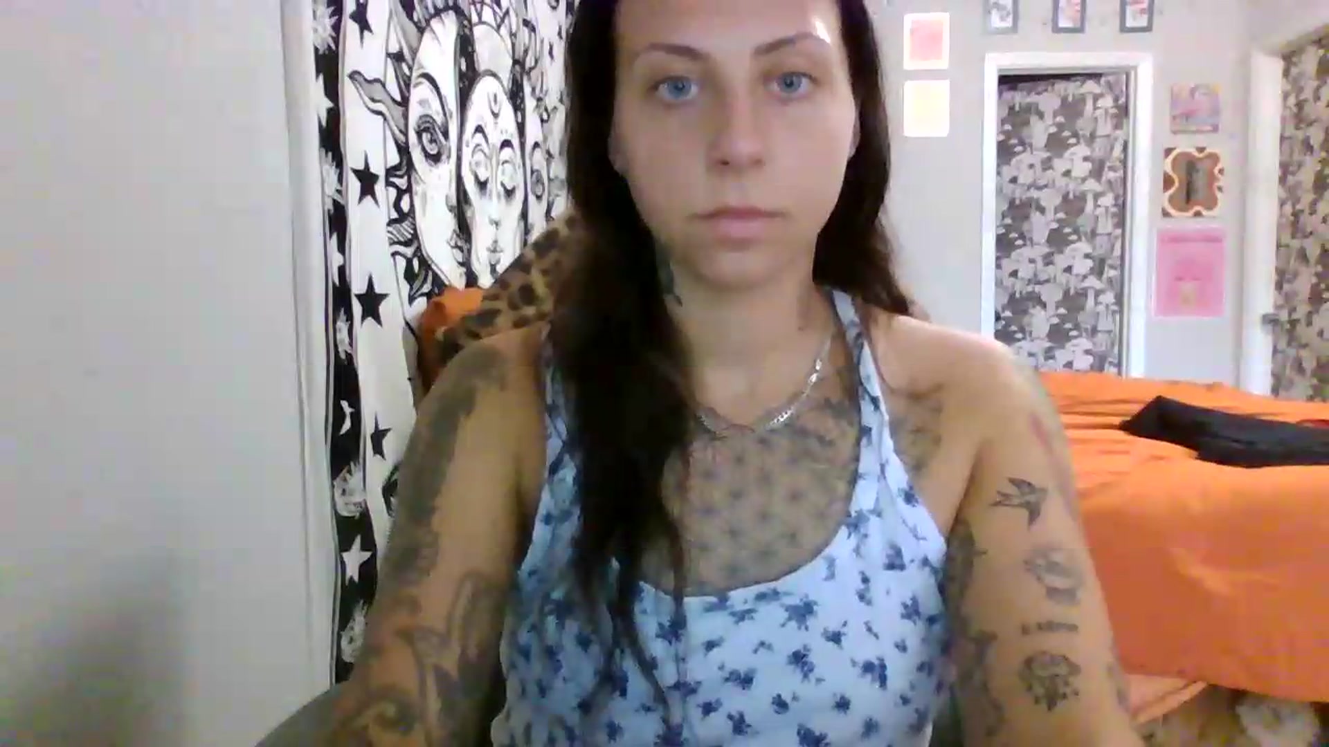 Gallery image thumbnail from LuckyLucy's myfreecams stream on, 06/01/2026, 20:21 image 16 of 20