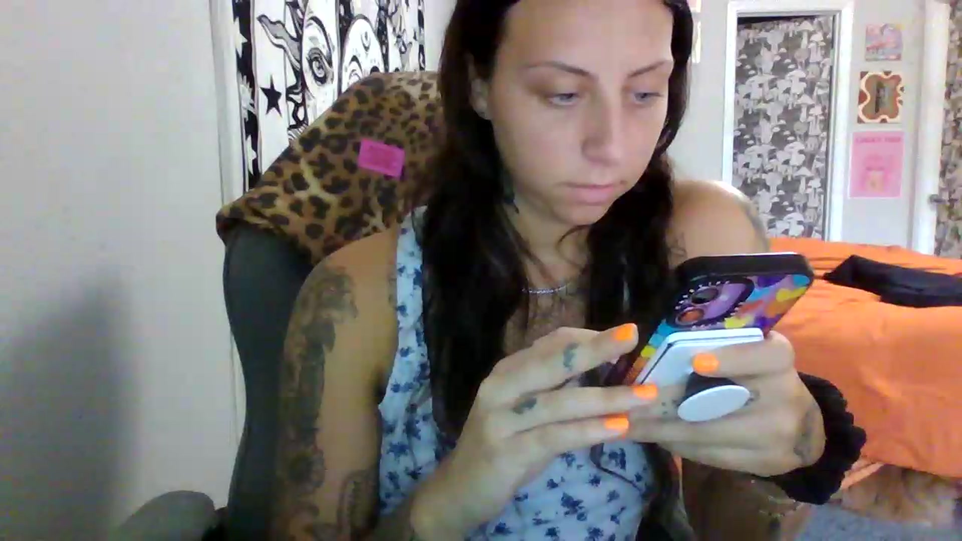 Gallery image thumbnail from LuckyLucy's myfreecams stream on, 06/01/2026, 20:21 image 15 of 20