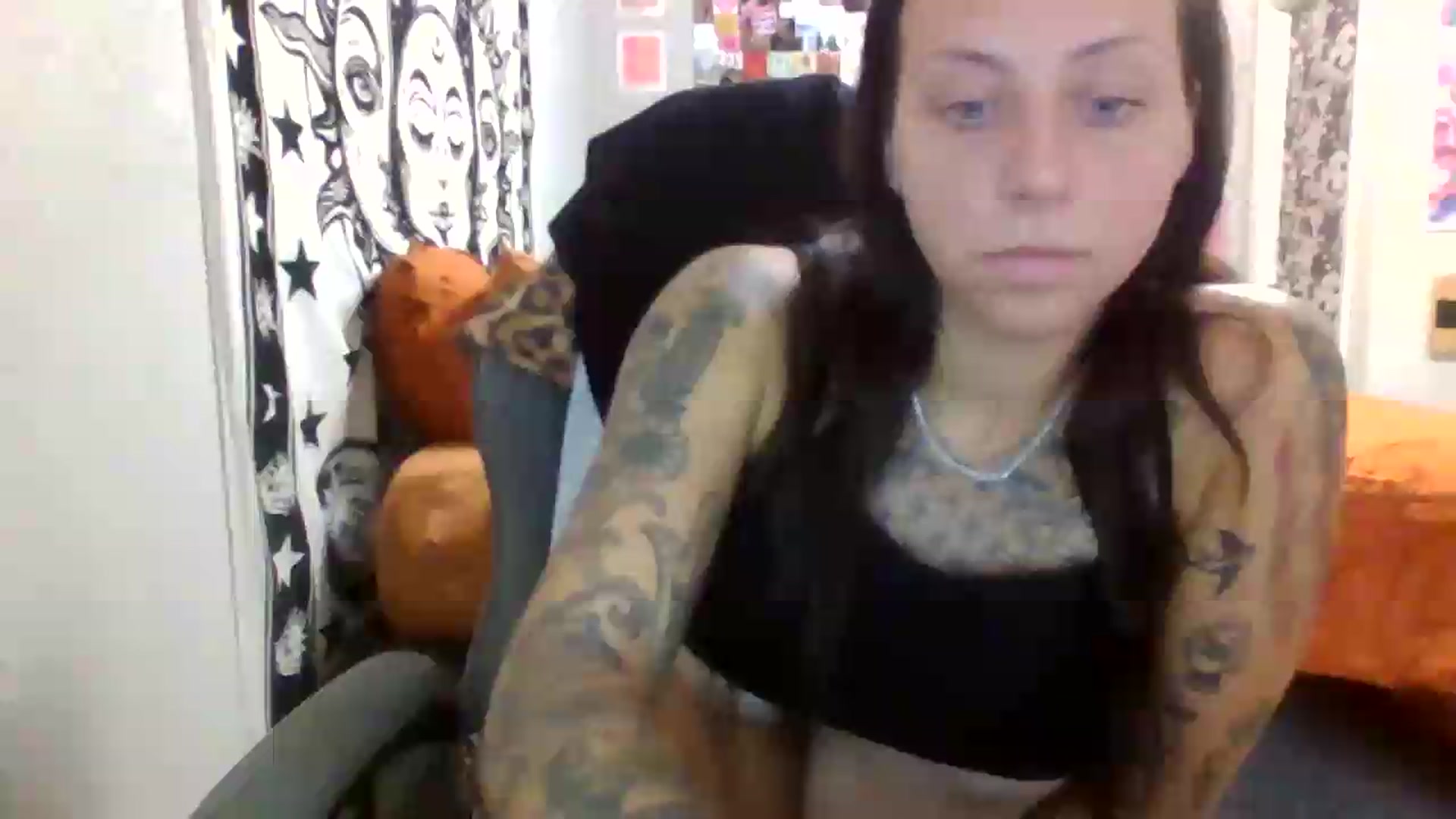 Gallery image thumbnail from LuckyLucy's myfreecams stream on, 06/02/2026, 23:37 image 6 of 20