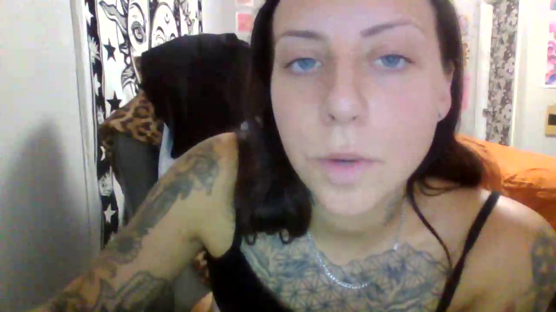 Gallery image thumbnail from LuckyLucy's myfreecams stream on, 06/02/2026, 23:37 image 18 of 20