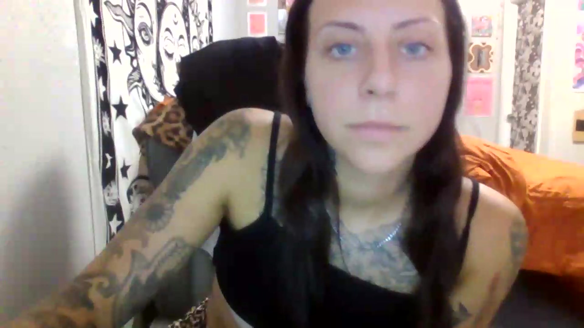 Gallery image thumbnail from LuckyLucy's myfreecams stream on, 06/02/2026, 23:37 image 15 of 20