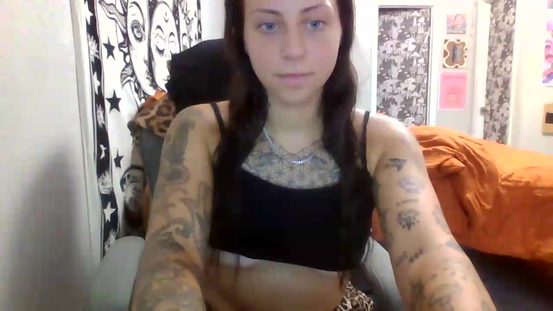 Gallery image thumbnail from LuckyLucy's myfreecams stream on, 06/02/2026, 23:37 image 11 of 20