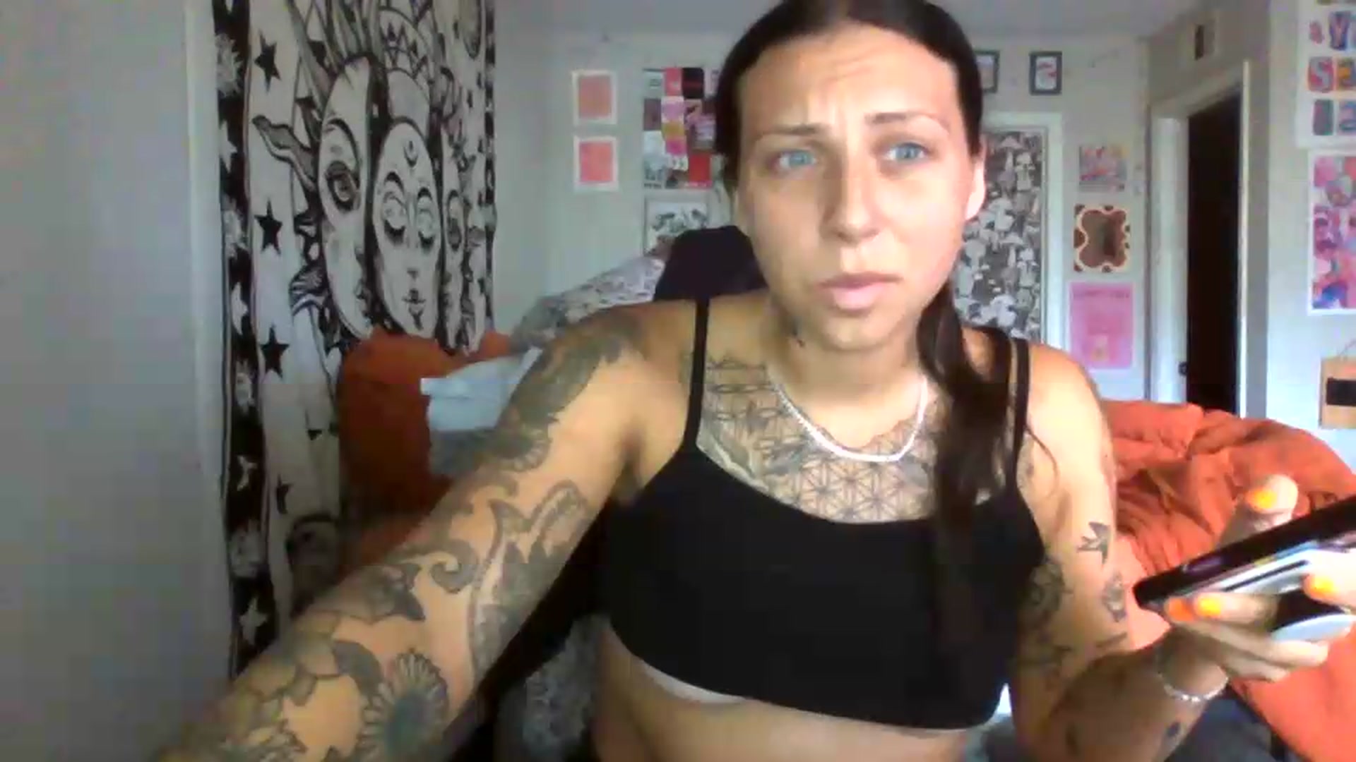 Gallery image thumbnail from LuckyLucy's myfreecams stream on, 06/07/2026, 15:37 image 3 of 20