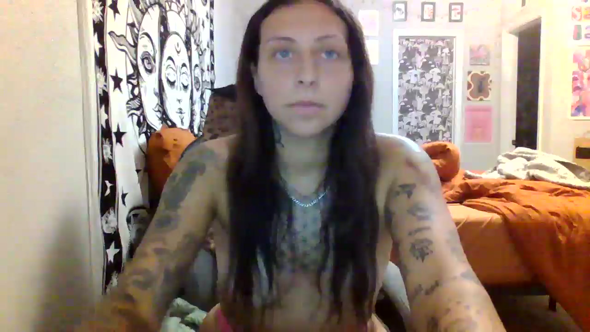 Gallery image thumbnail from LuckyLucy's myfreecams stream on, 06/08/2026, 01:01 image 19 of 20