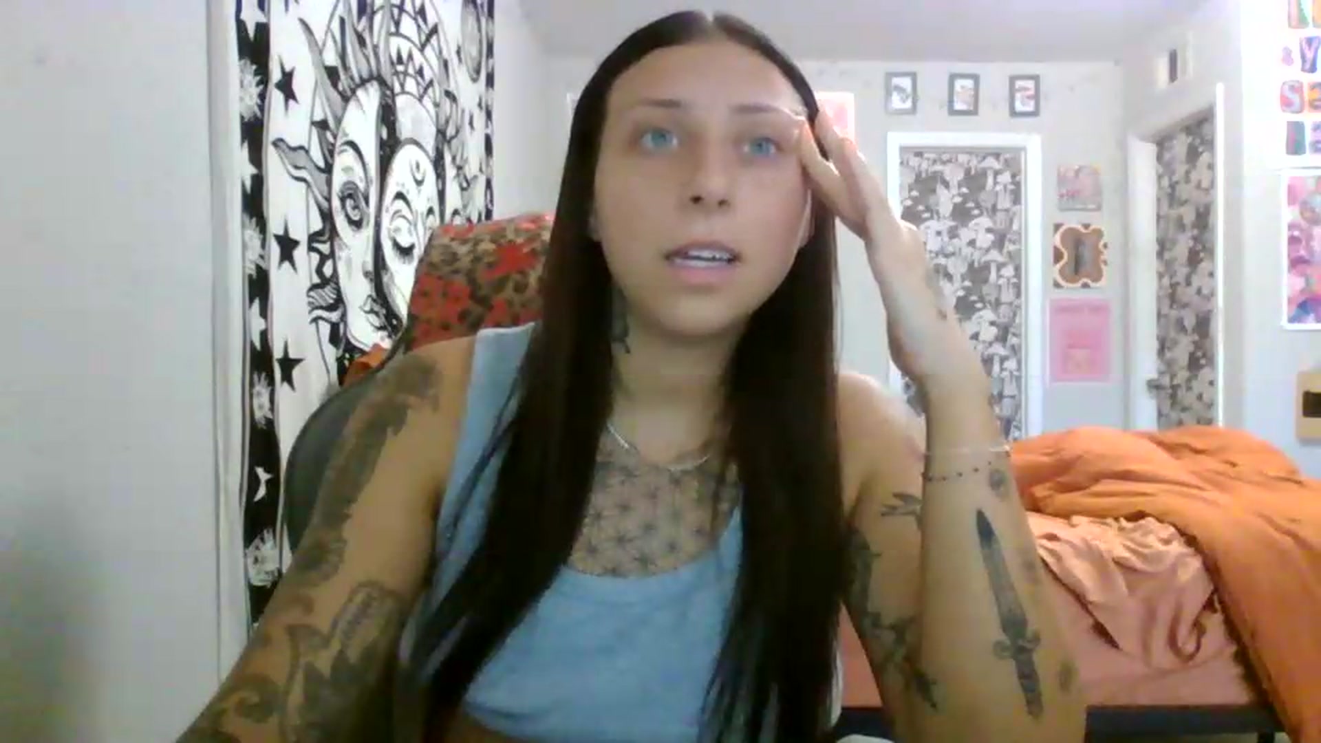Gallery image thumbnail from LuckyLucy's myfreecams stream on, 06/11/2026, 20:32 image 3 of 20