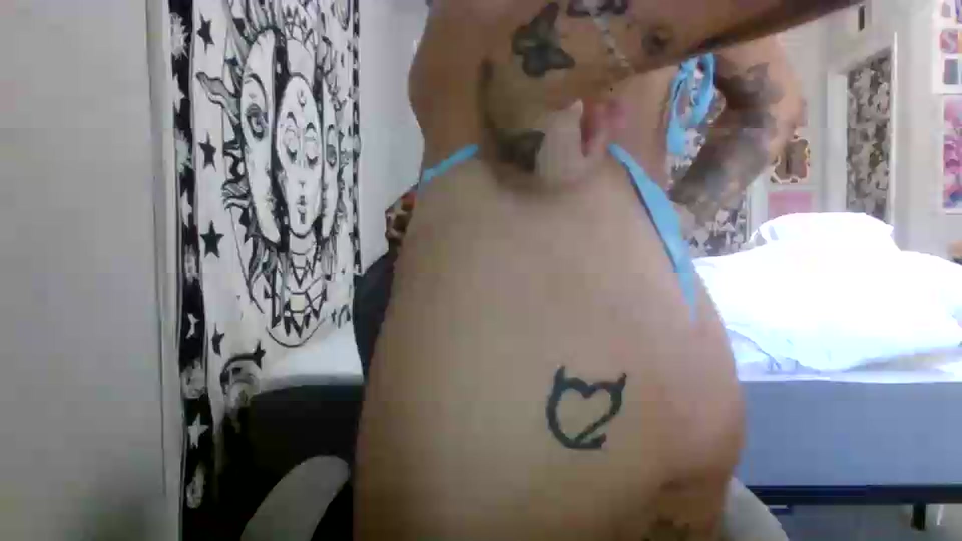 Gallery image thumbnail from LuckyLucy's myfreecams stream on, 06/14/2026, 18:26 image 13 of 20